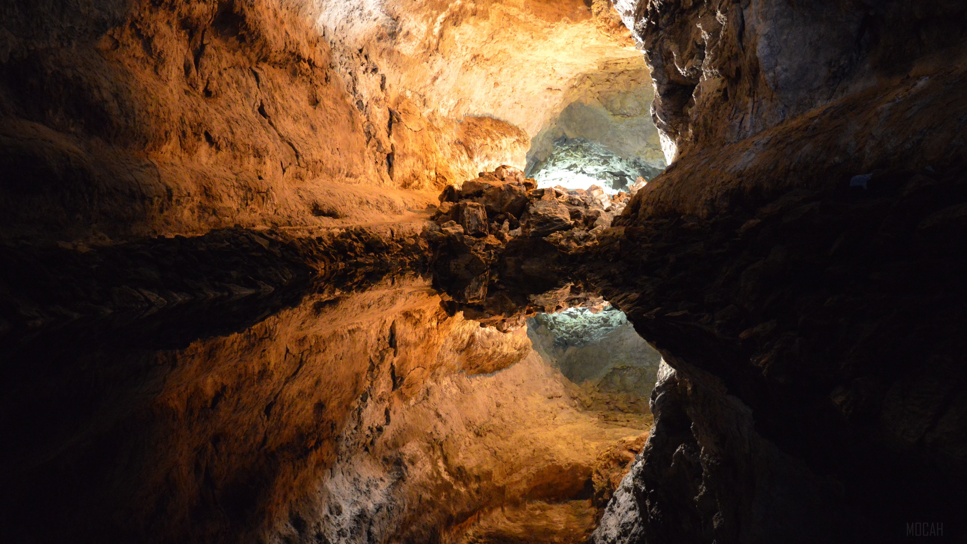 Cave with water reflection HD Wallpaper