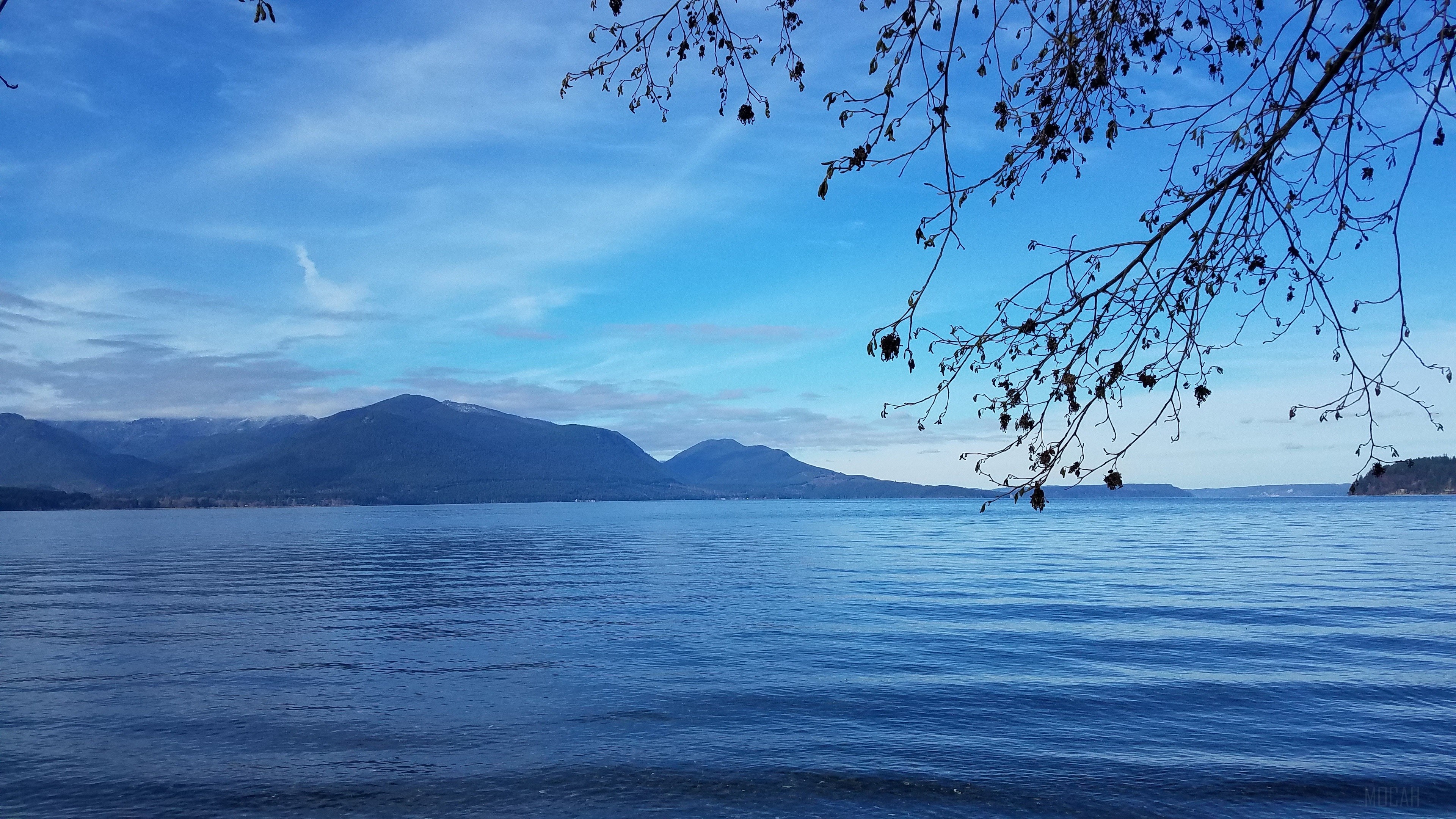 Blue Sky Over Mountains and Water 4K HD Wallpaper