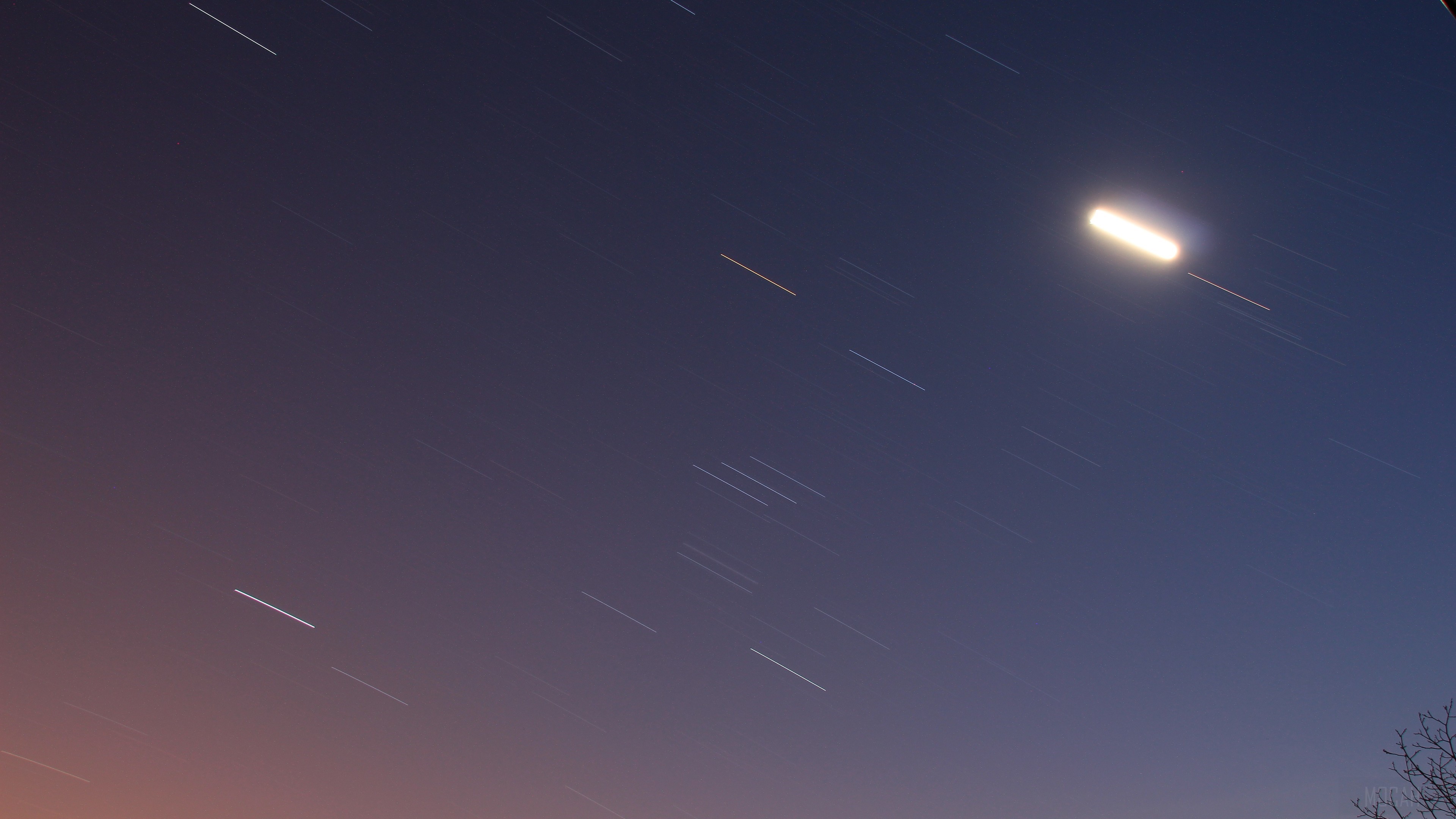 Star Trails and Bright Object in Night Sky 4K HD Wallpaper