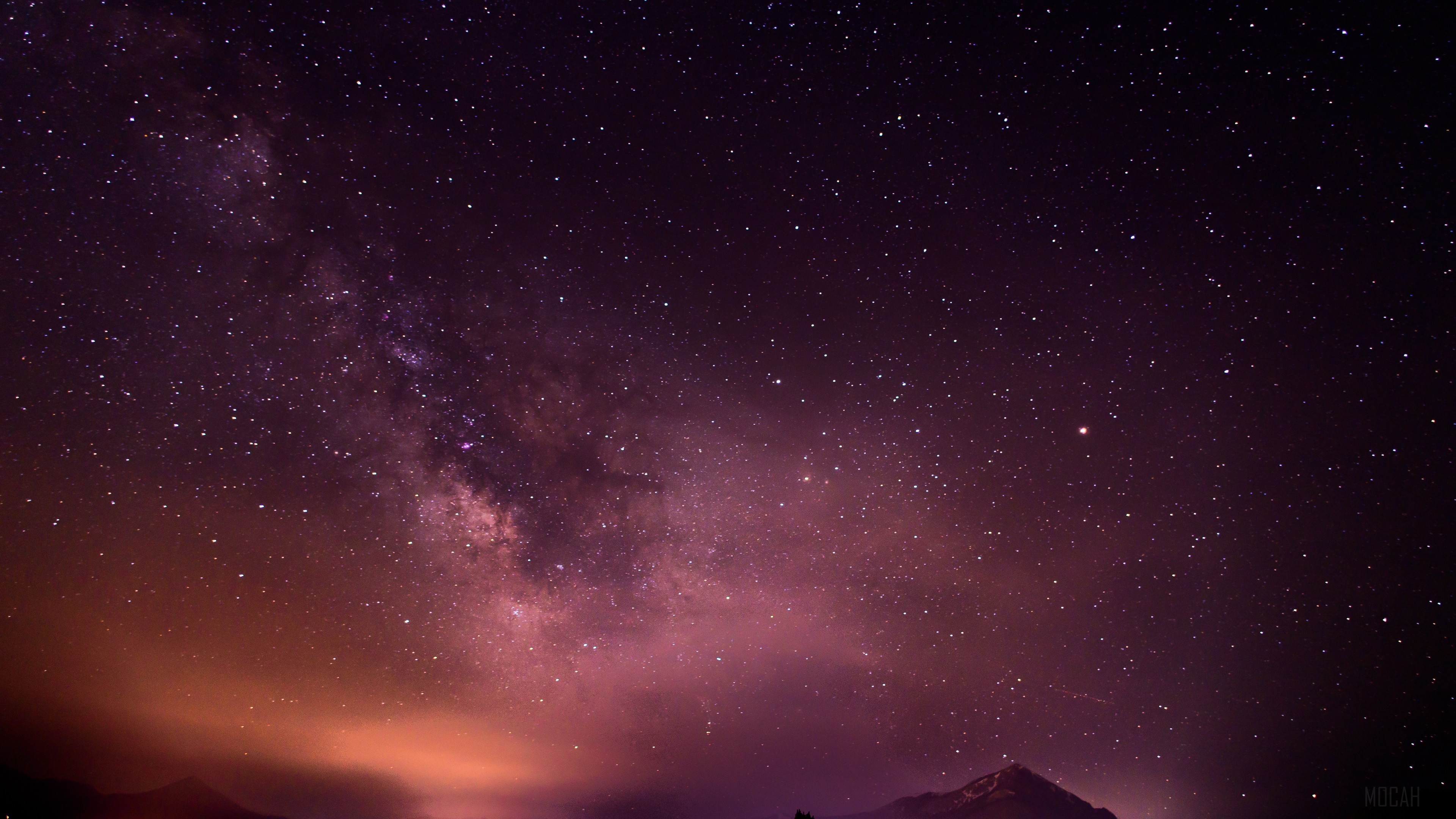 Milky Way Galaxy in a Night Sky HD Wallpaper