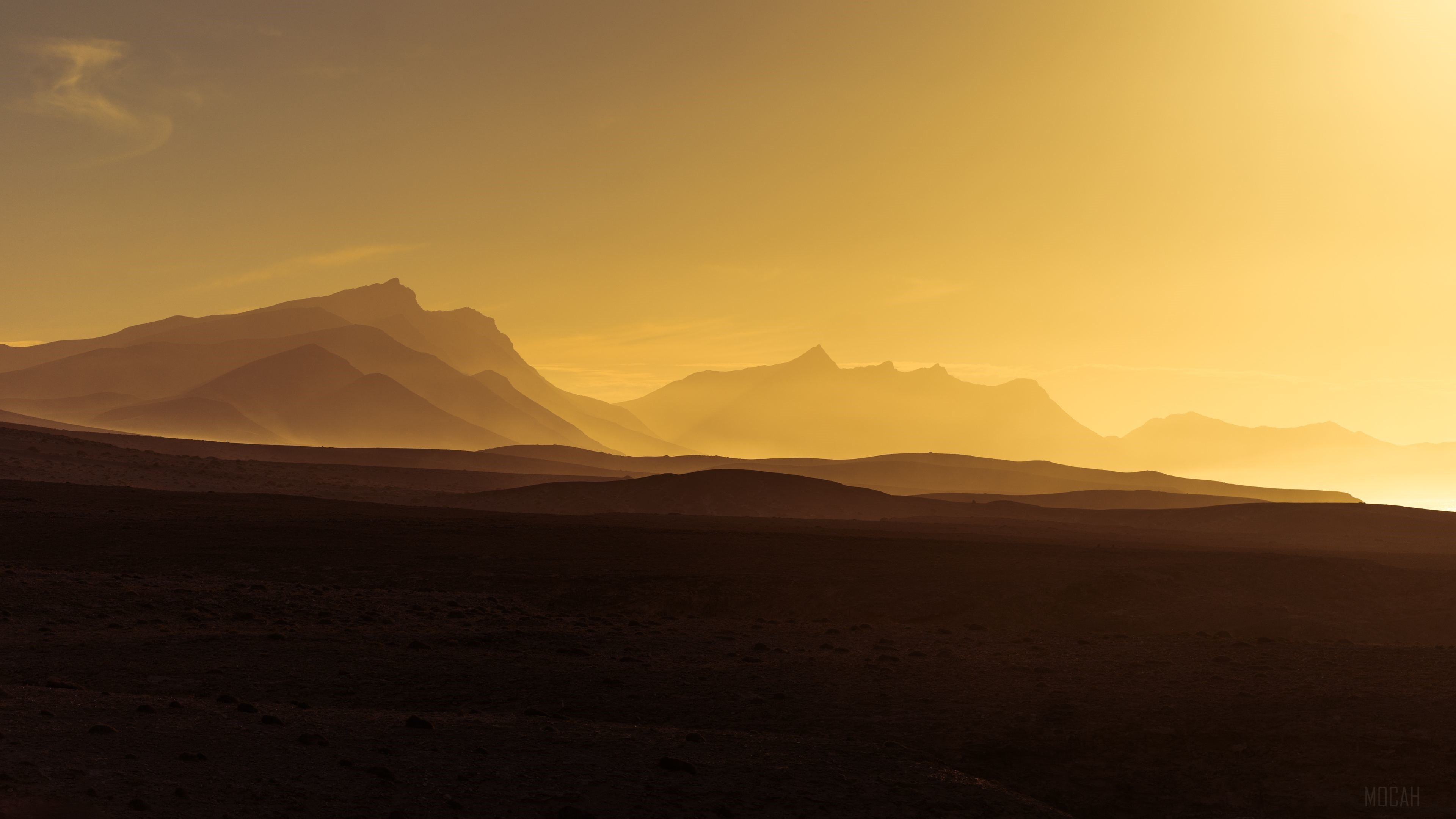 Golden Hour Mountains View 4K HD Wallpaper