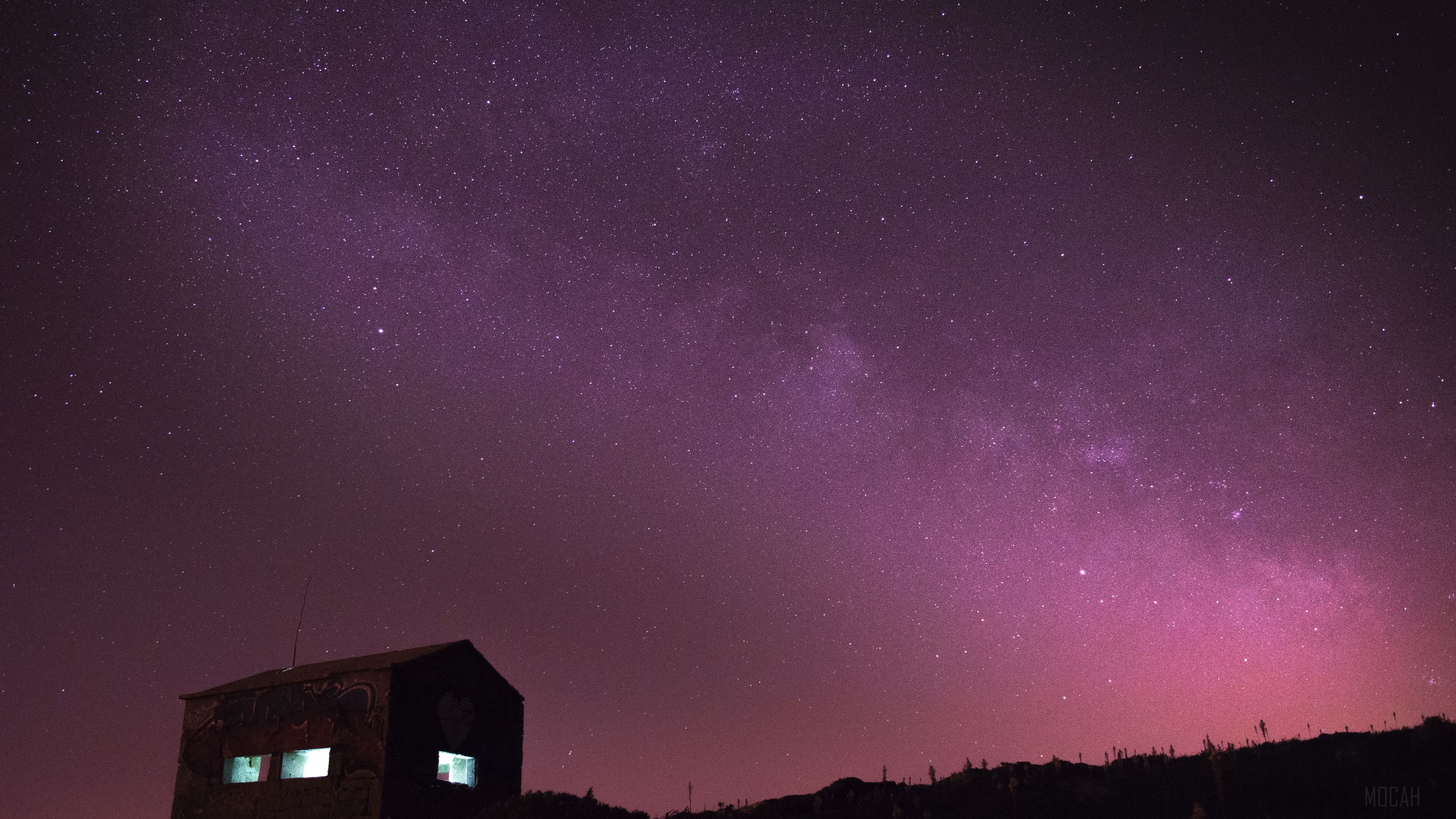 Hut under the Milky Way 4k HD Wallpaper