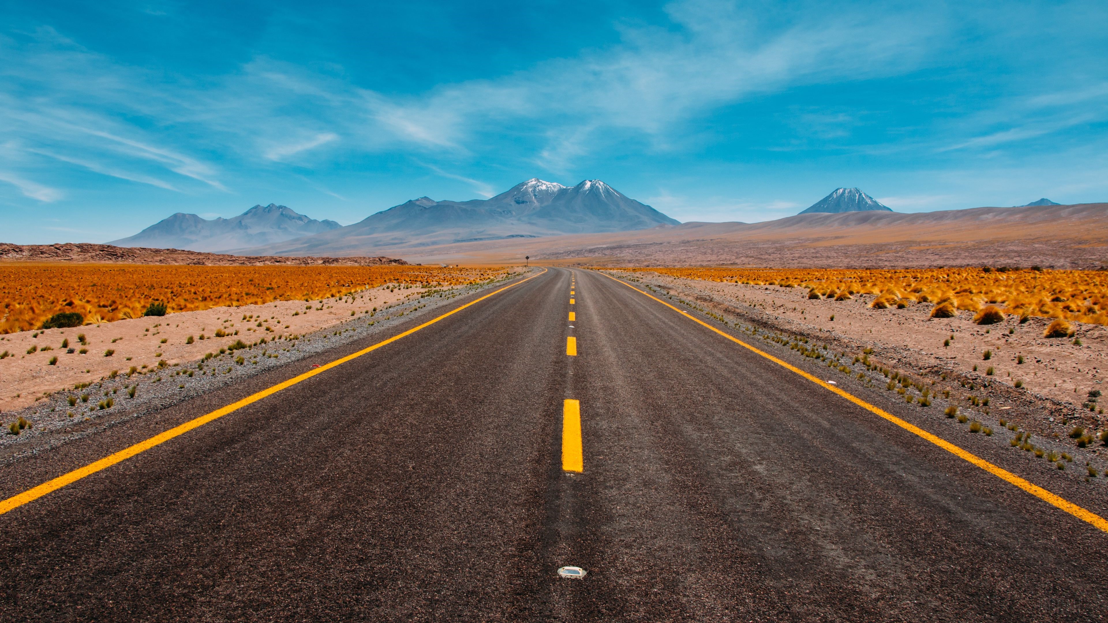 Empty Road Through Desert Landscape with Mountains HD Wallpaper