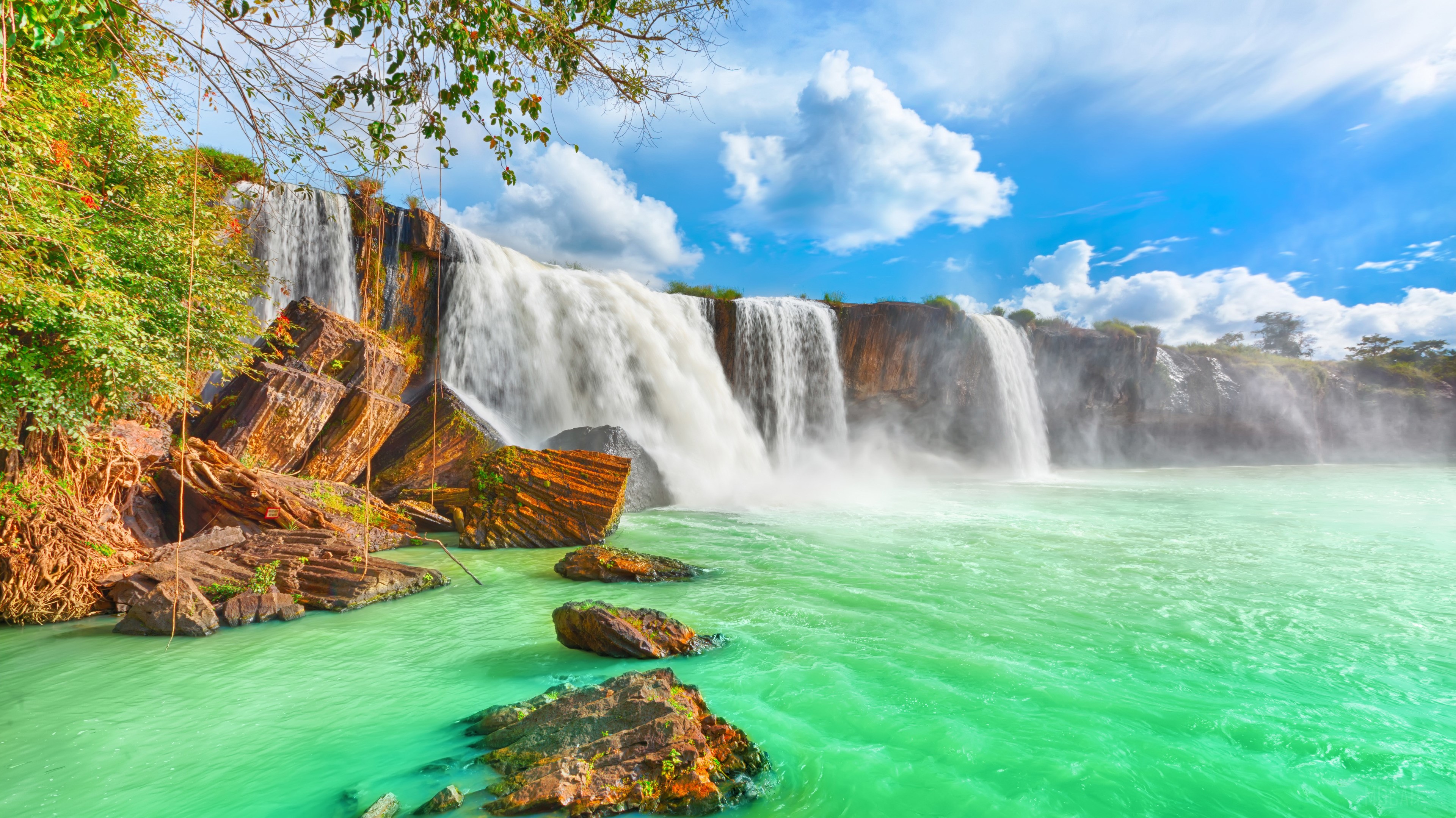 Waterfall HD Wallpaper