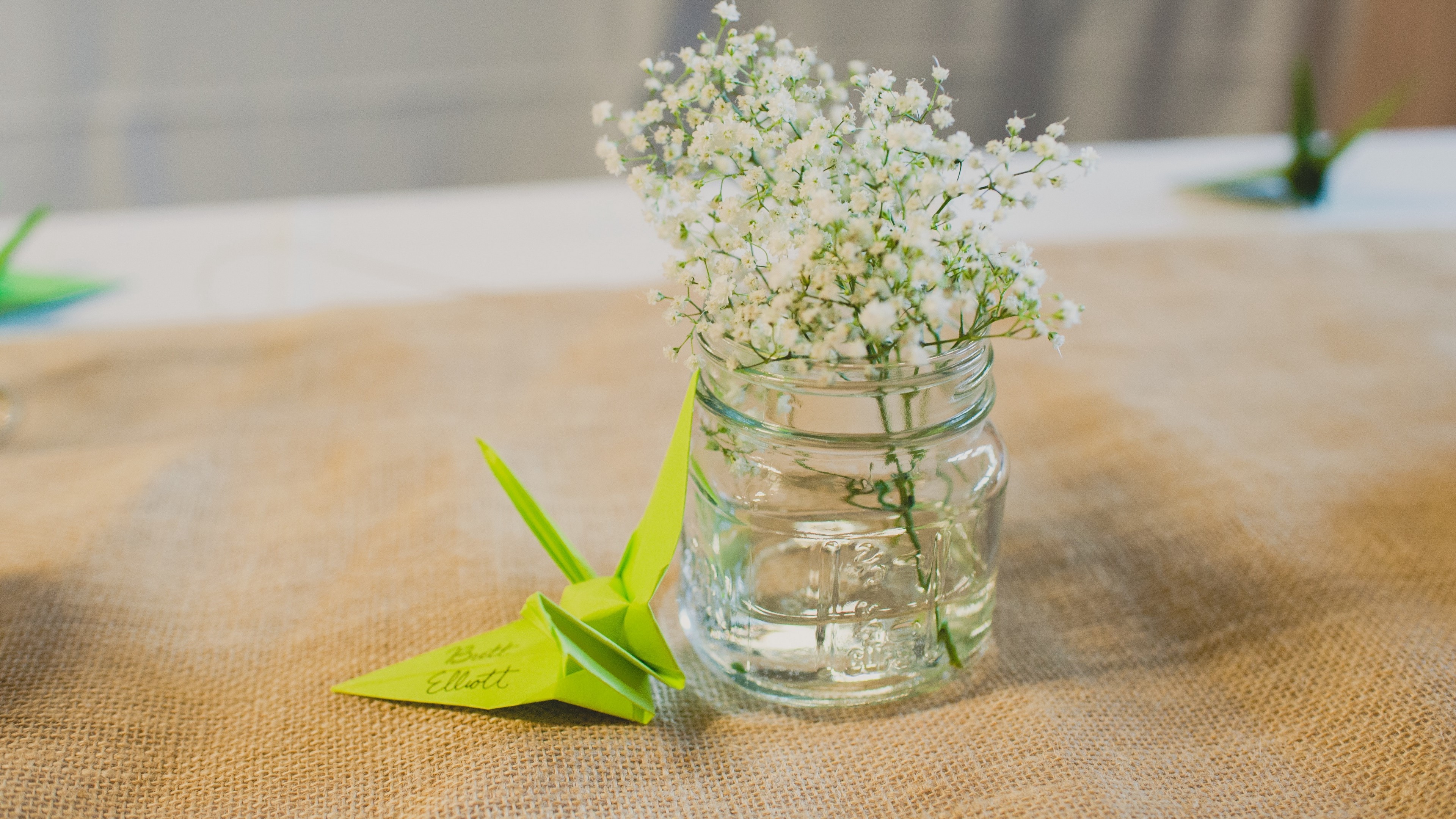 Origami crane with flowers in a jar HD Wallpaper