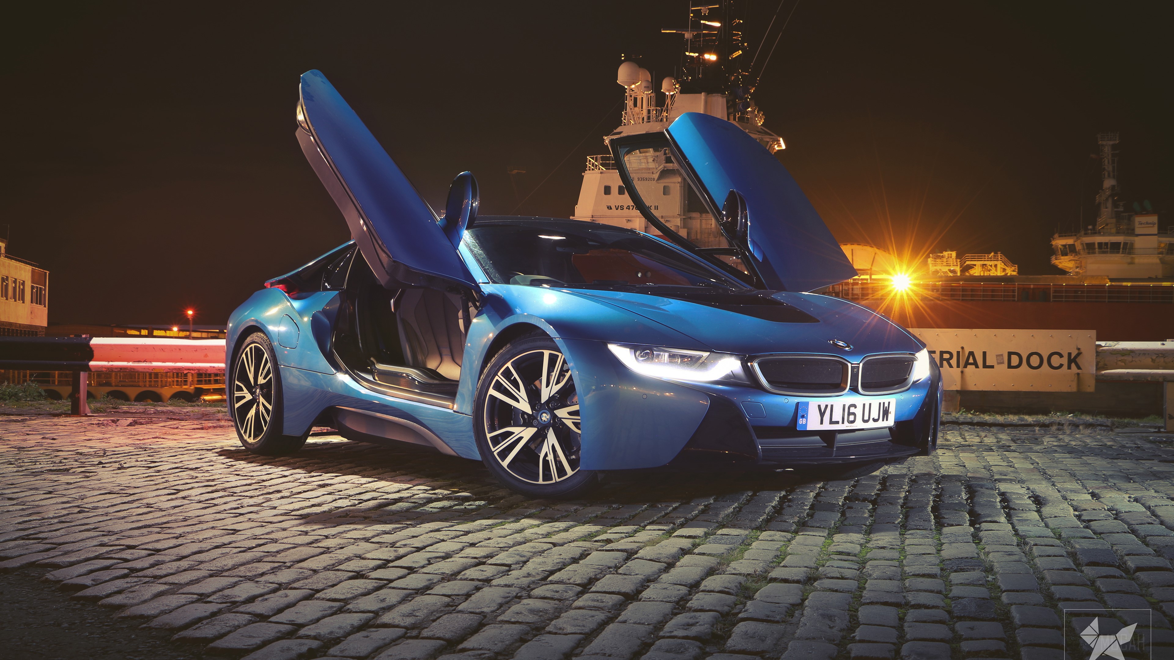 Blue BMW i8 with doors up at night HD Wallpaper