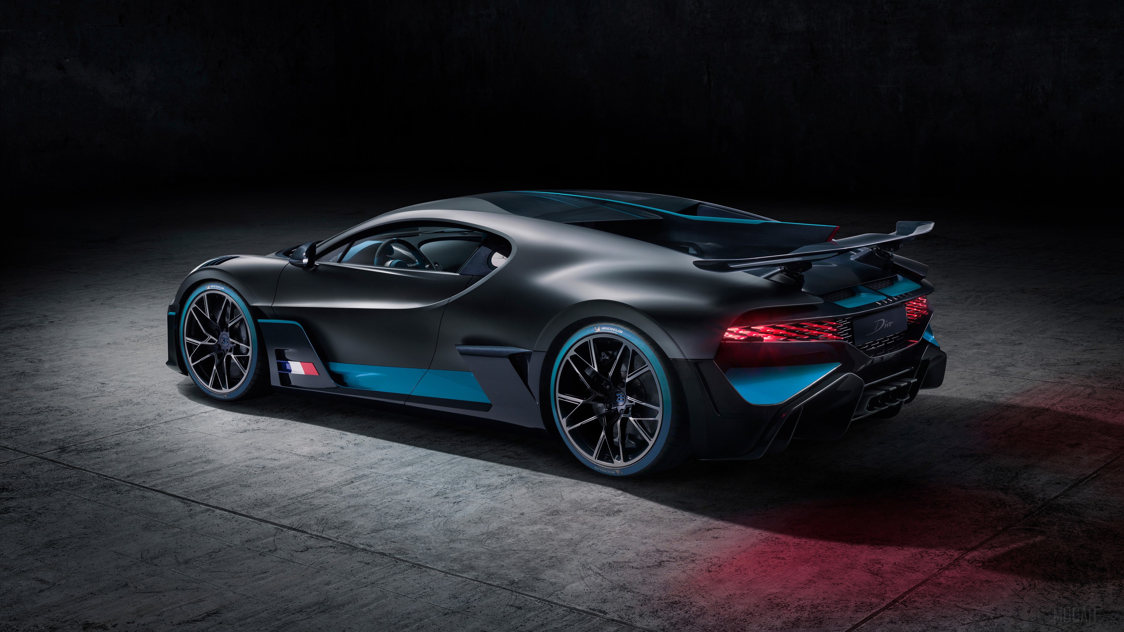 Bugatti Divo rear side view 4K HD Wallpaper