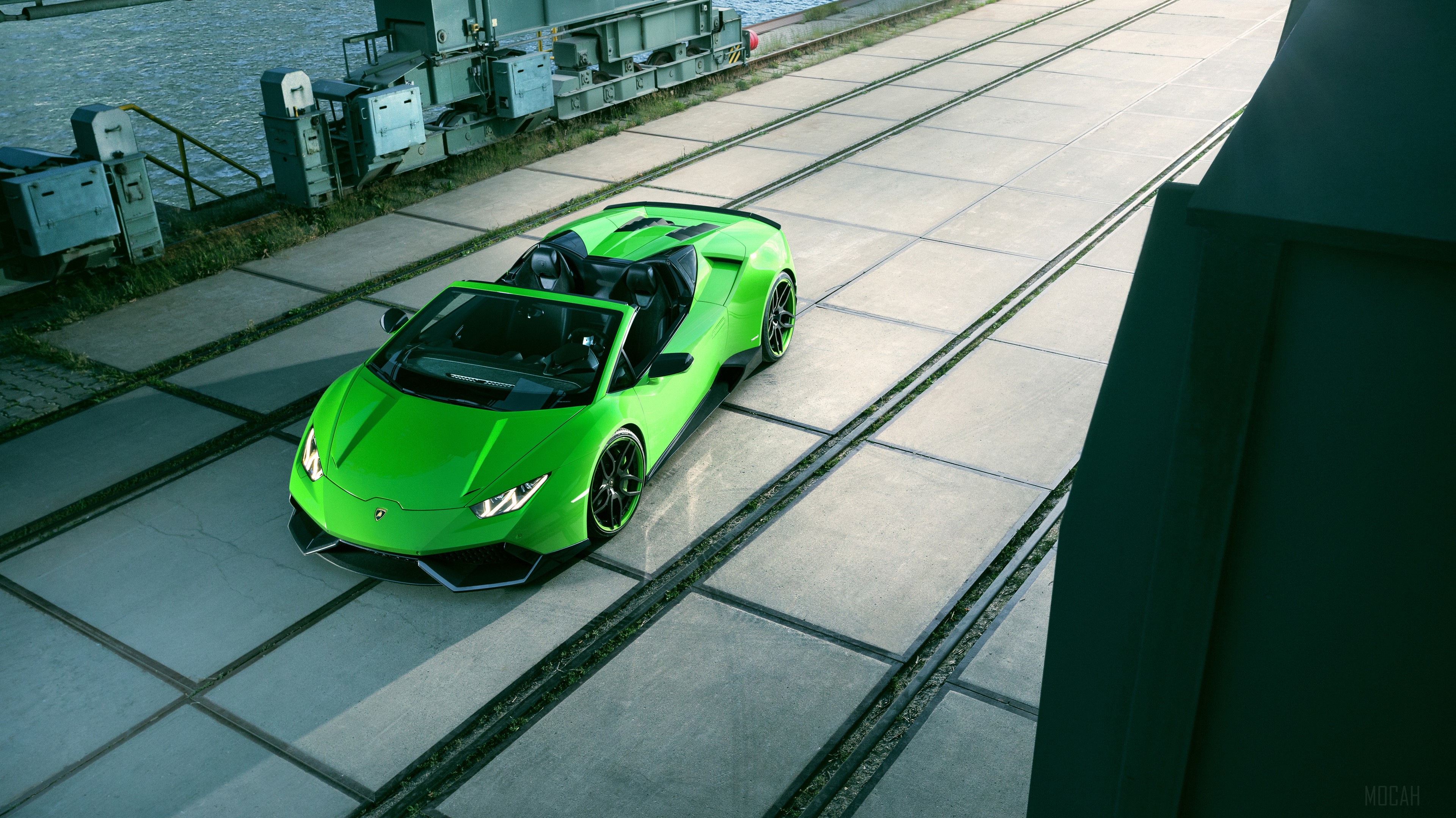 Green Lamborghini Roadster 4K HD Wallpaper
