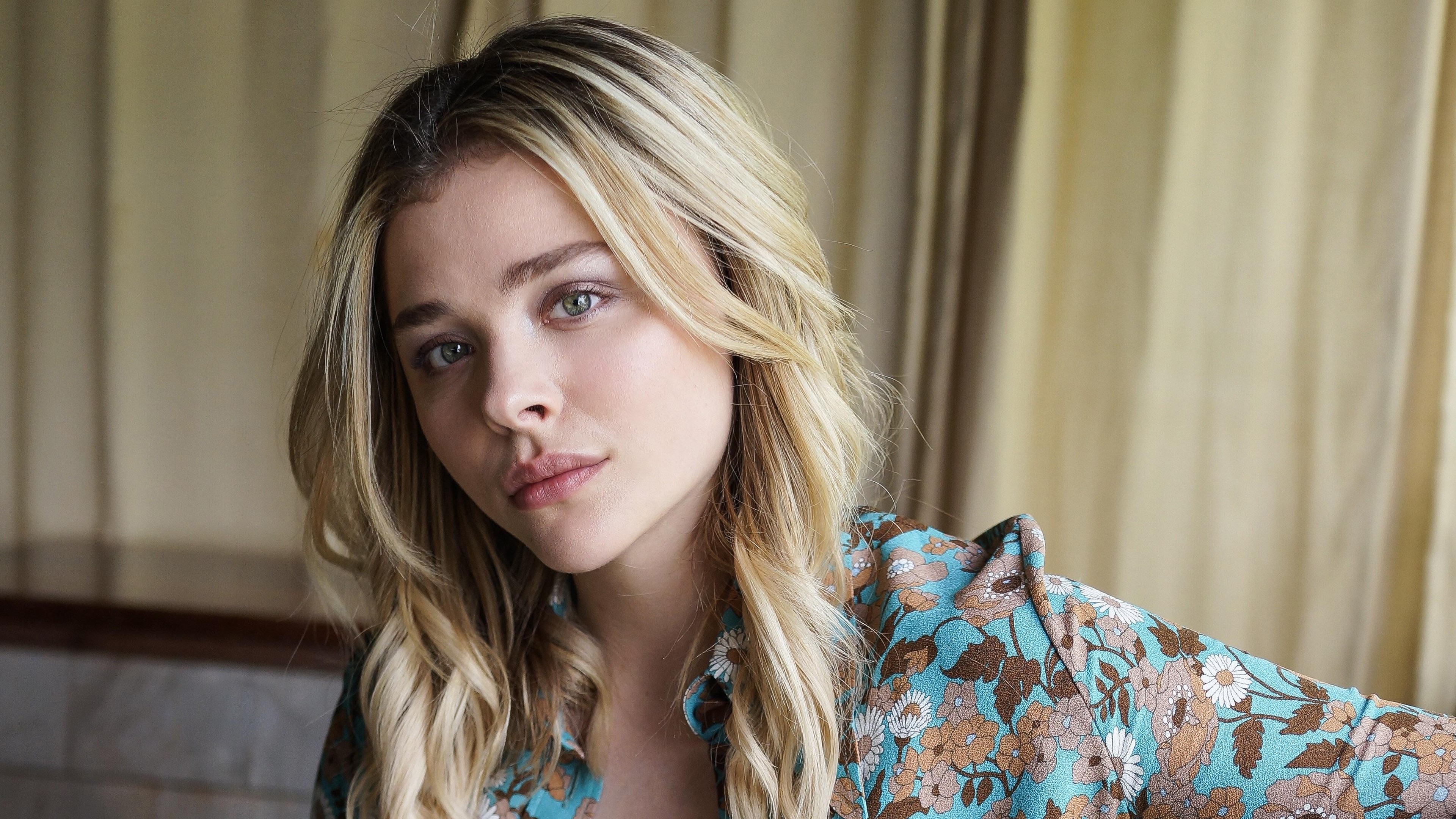 Chloe Grace Moretz In 2018 HD Wallpaper