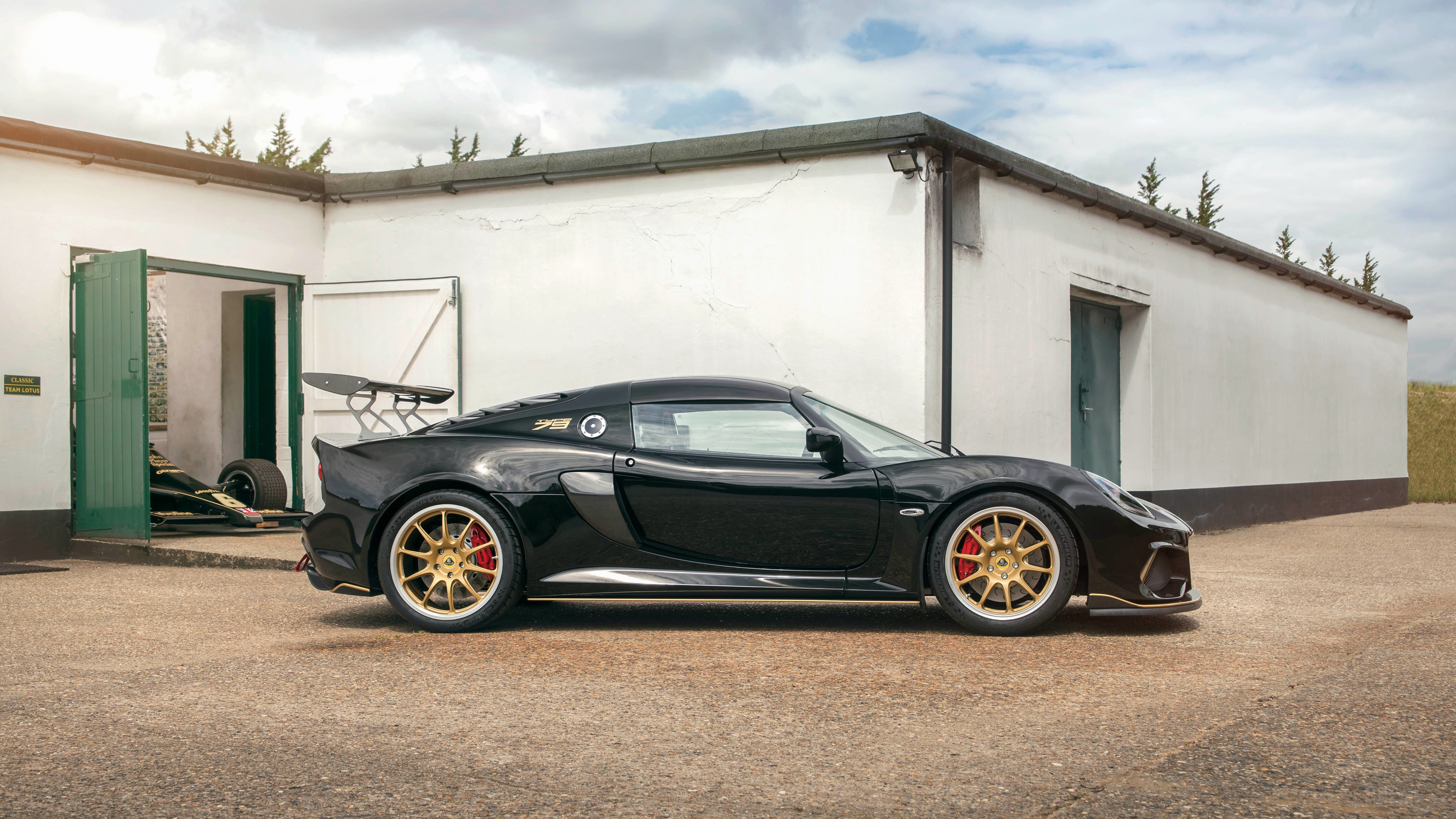 2018 Lotus Exige Cup 430 Side View 4K HD Wallpaper