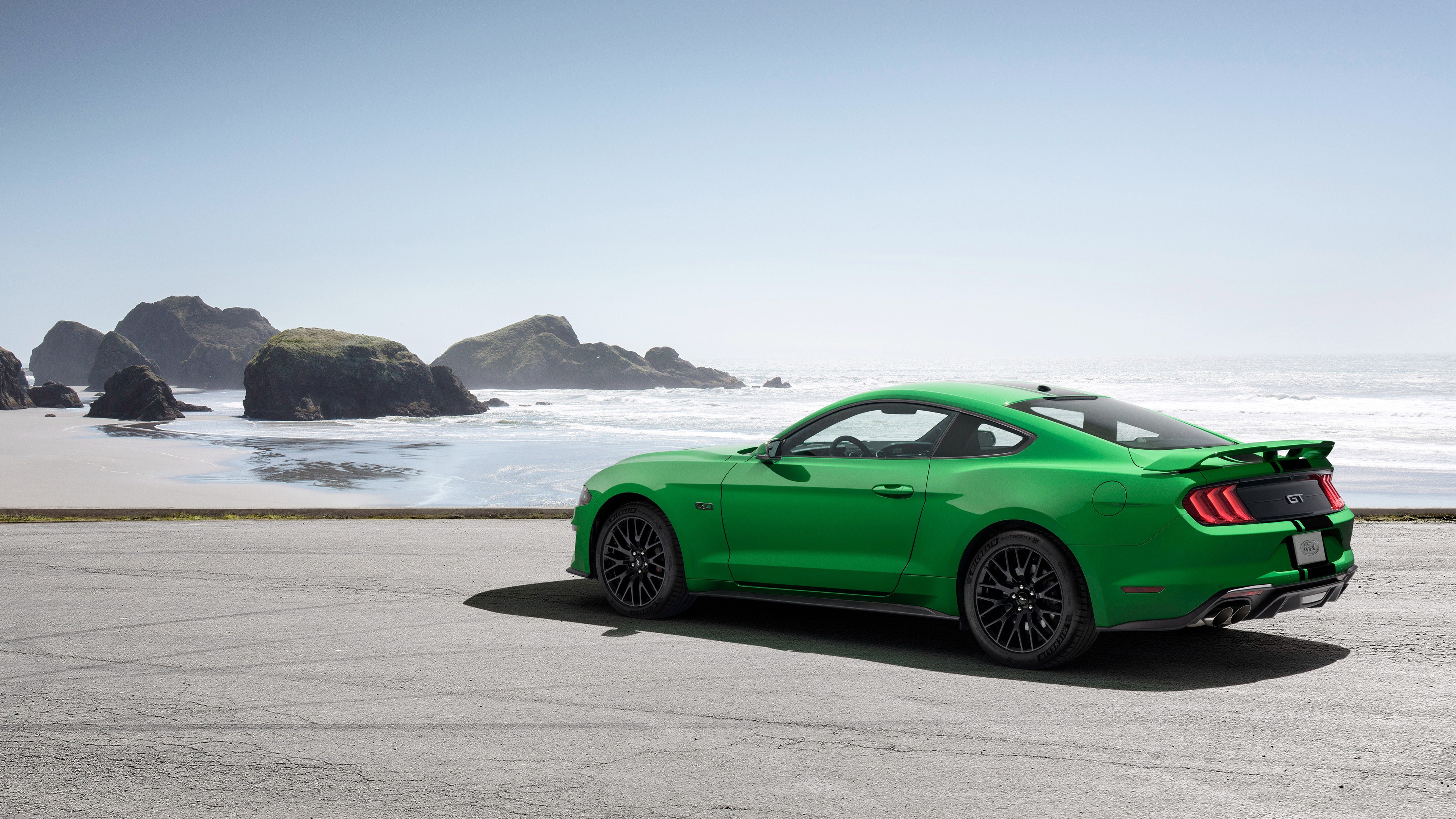 Green 2018 Ford Mustang GT Fastback 4K HD Wallpaper
