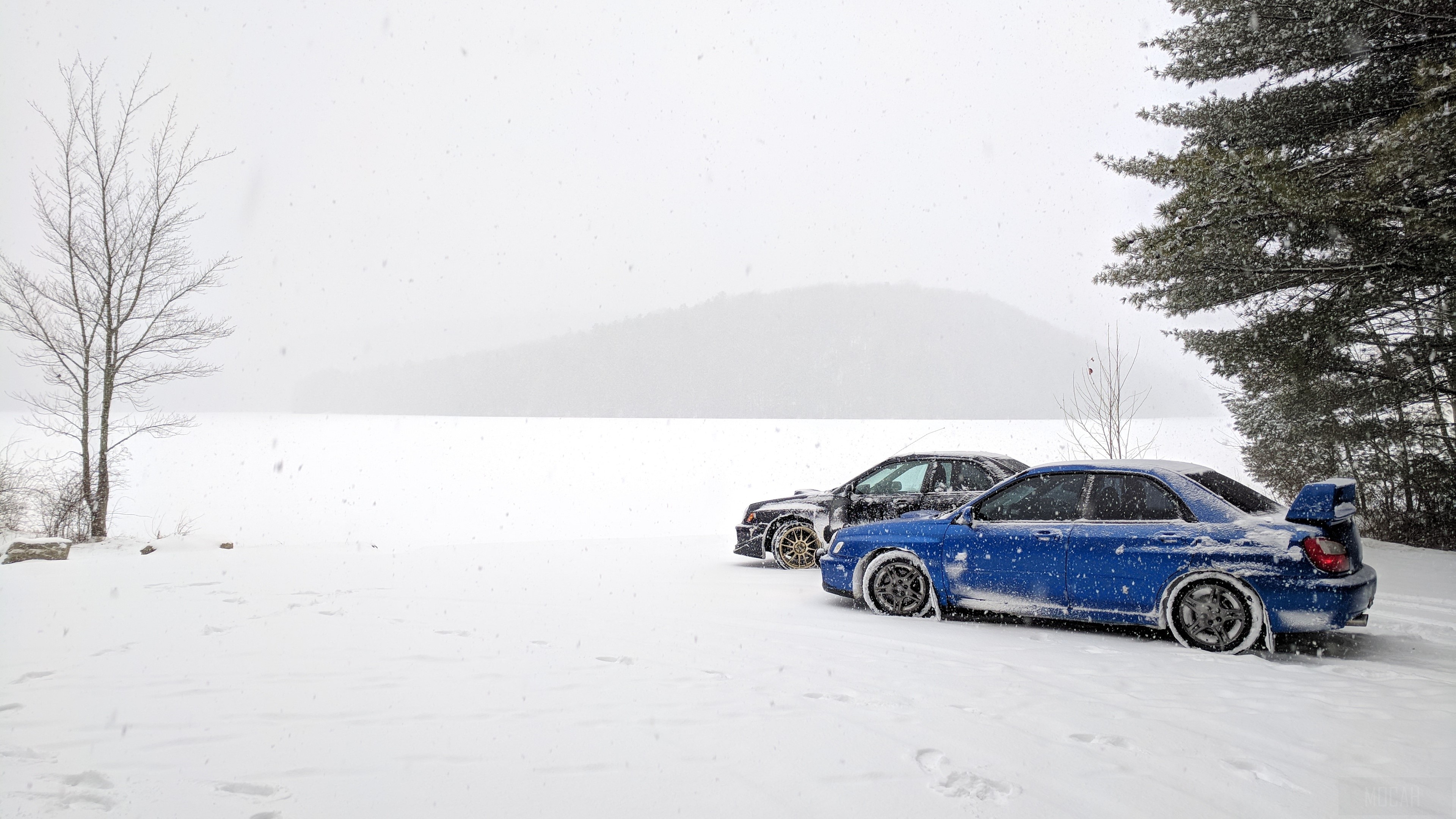 Snowy Subarus HD Wallpaper