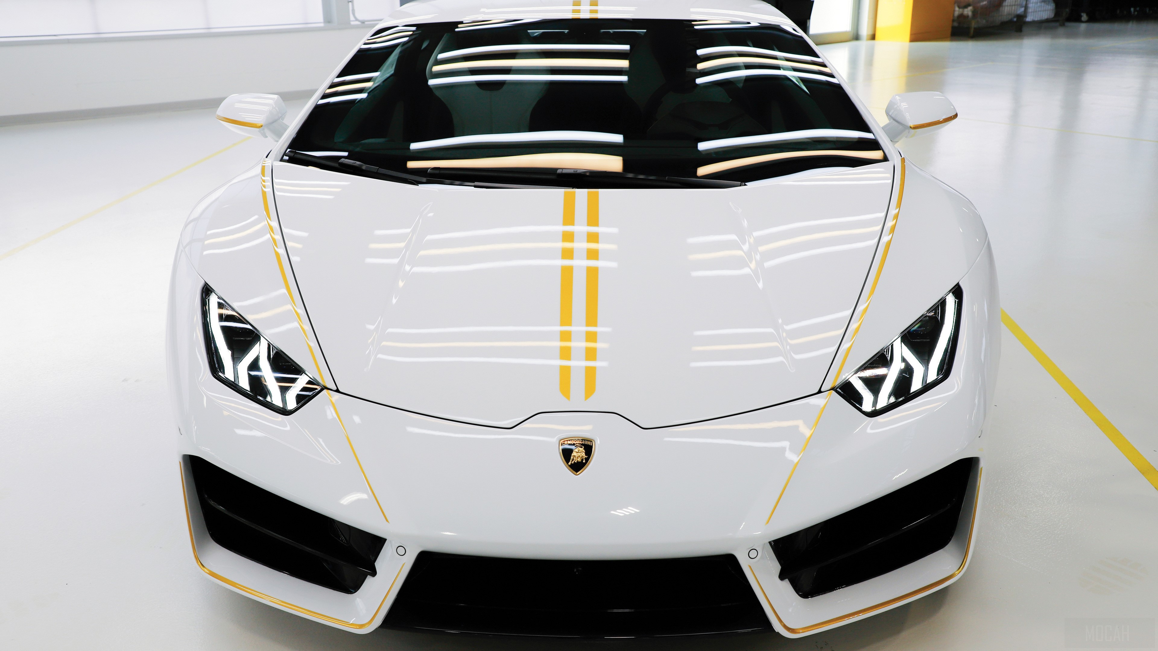 White Lamborghini Huracan RWD Ad Personam 4K HD Wallpaper