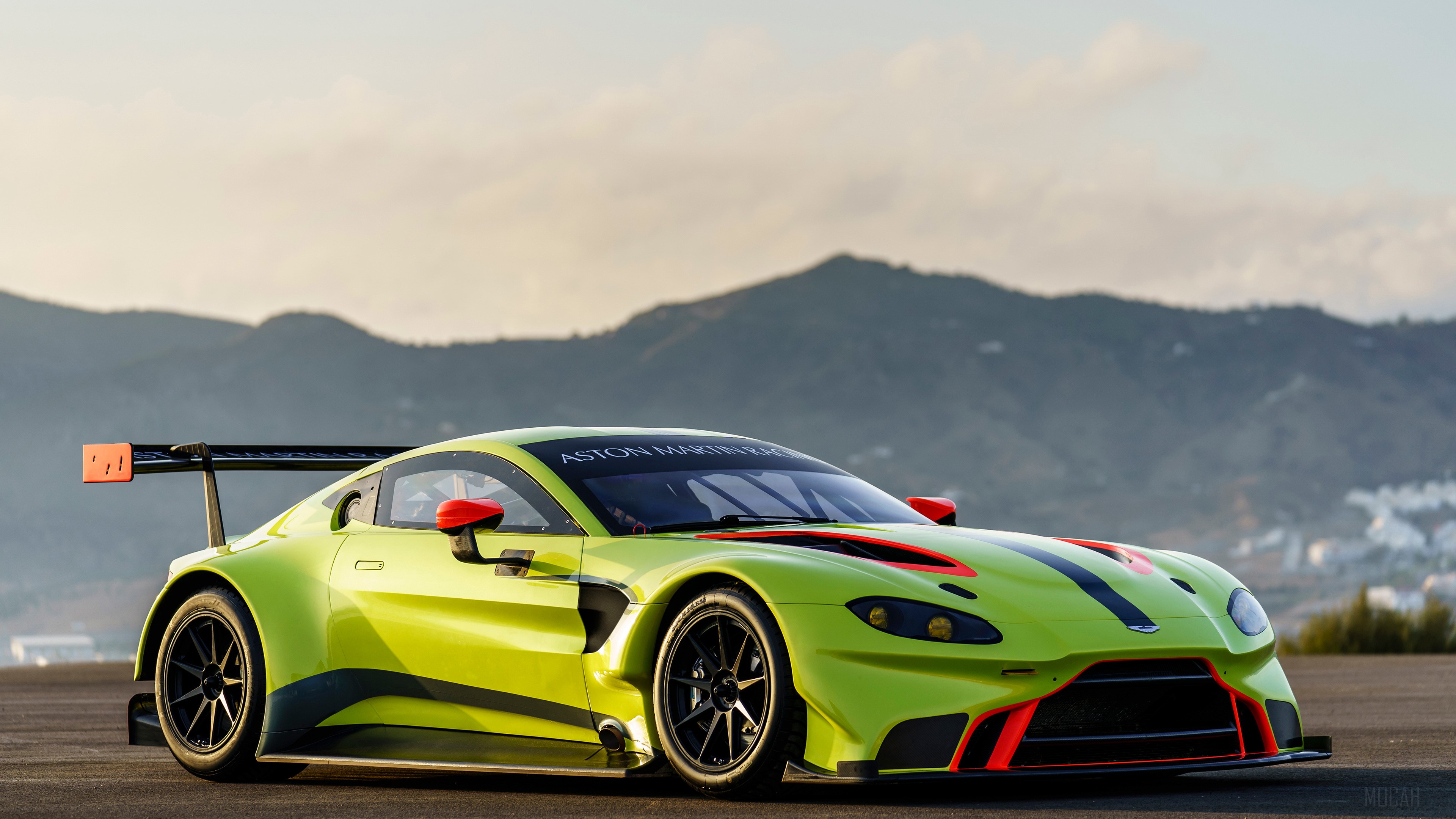 Aston Martin Vantage GTE 2018 HD Wallpaper