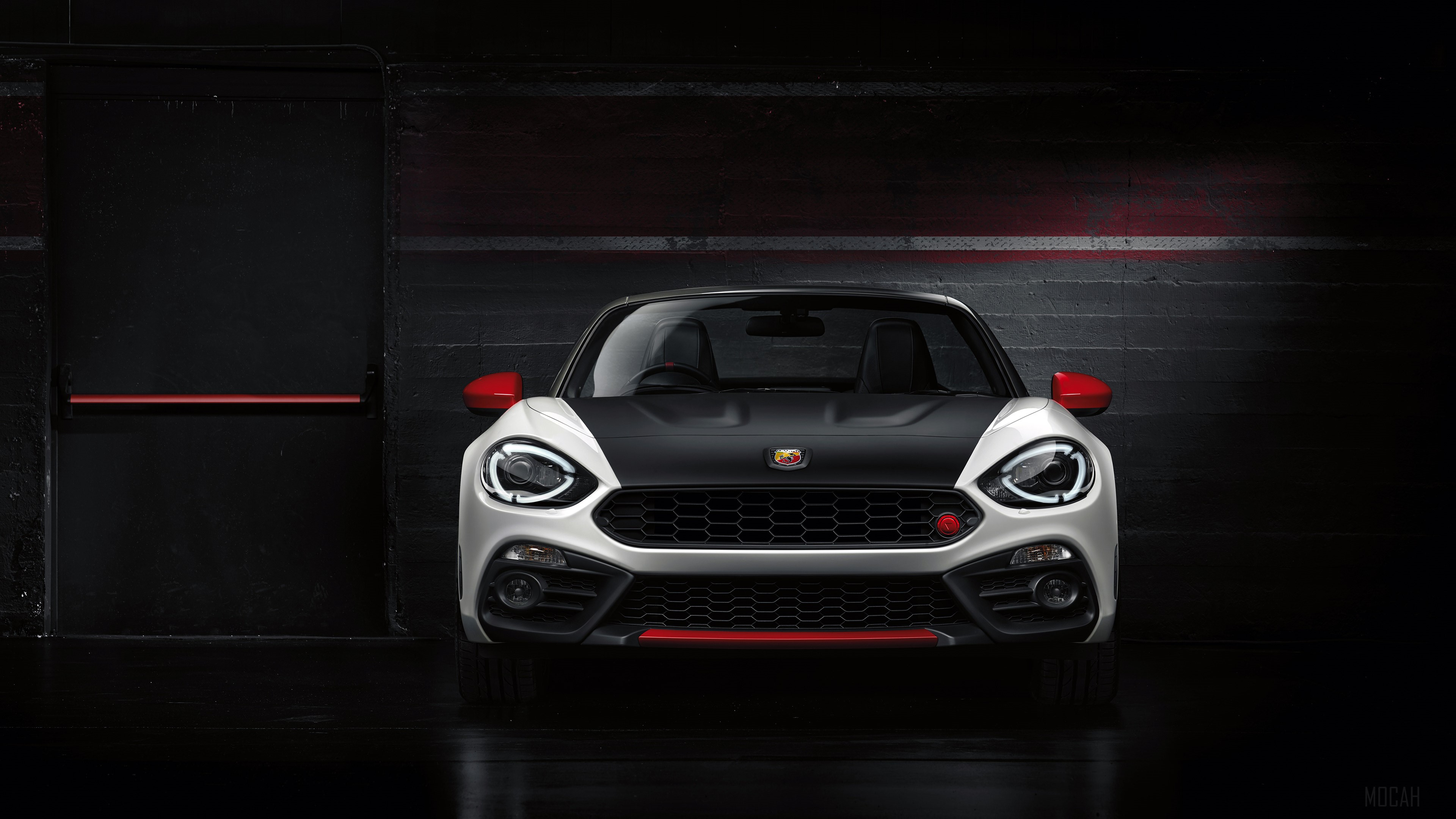 Fiat 124 Spider HD Wallpaper
