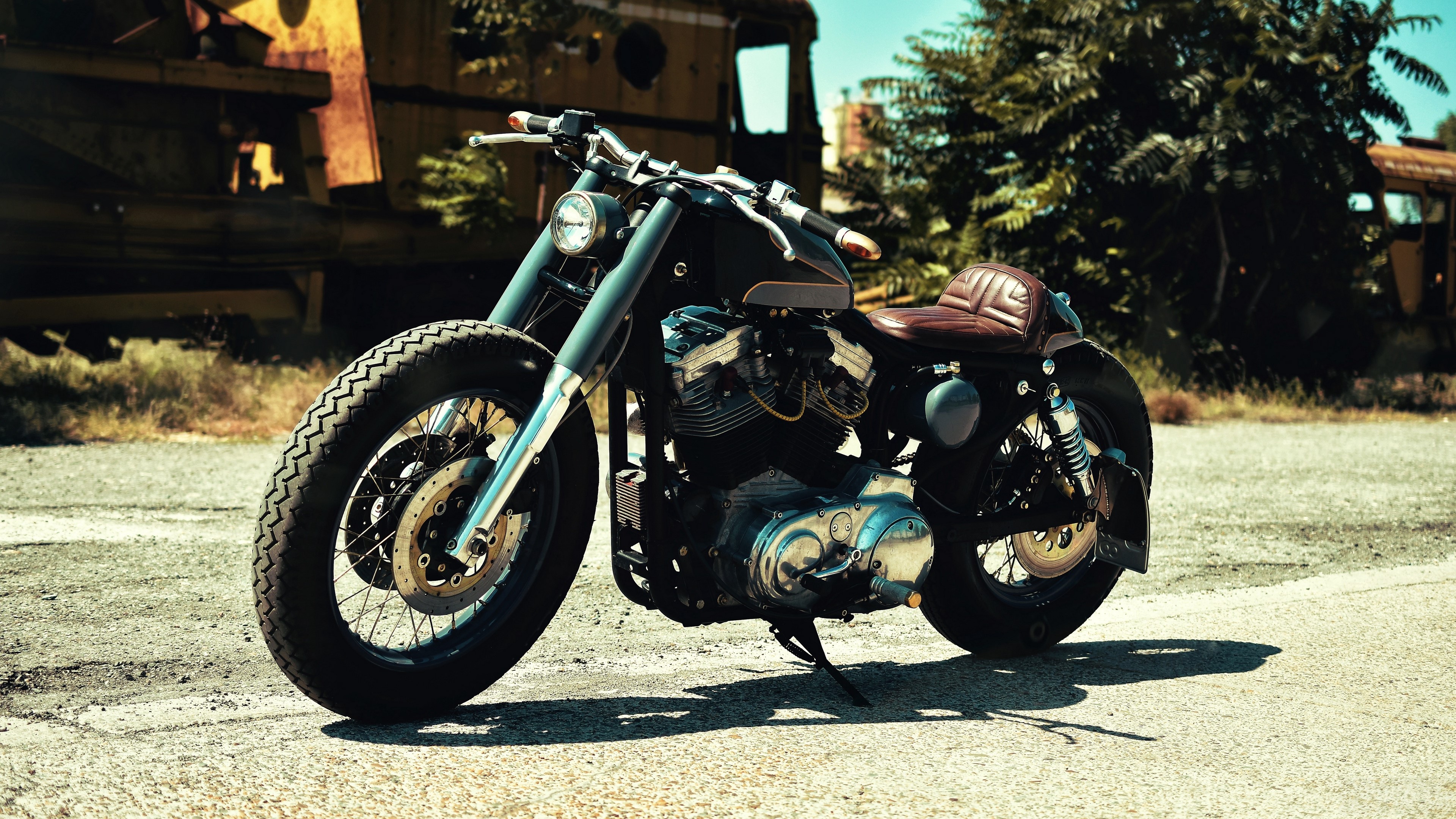 Custom motorcycle parked outdoors HD Wallpaper
