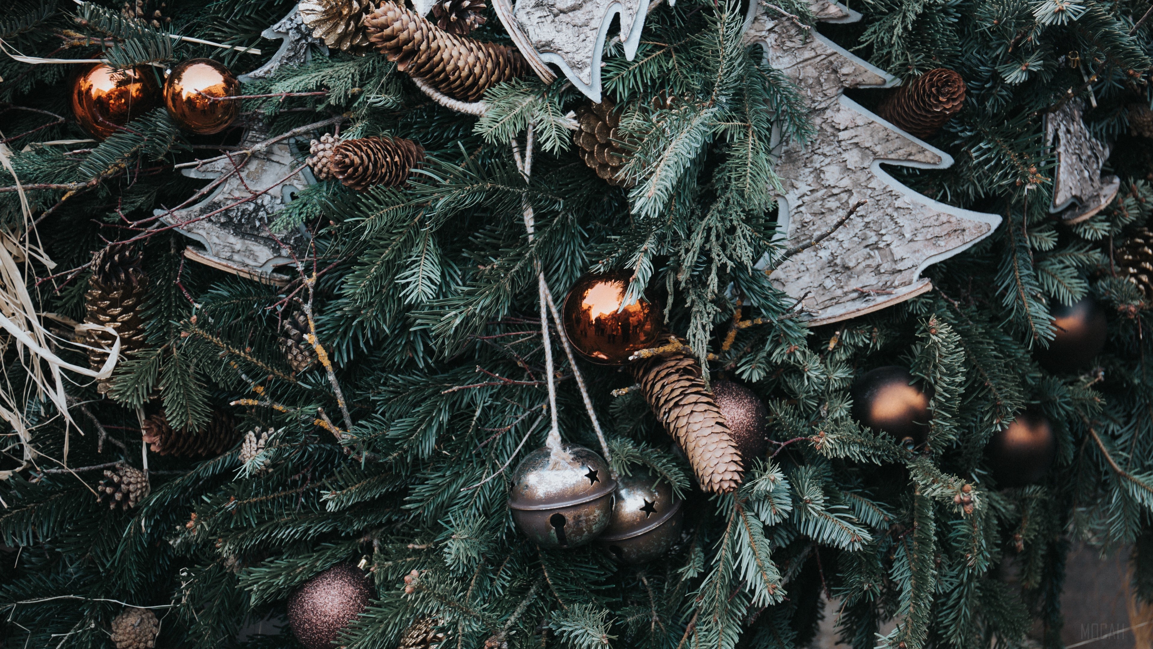 Christmas tree decorations with pine cones and ornaments 4K HD Wallpaper