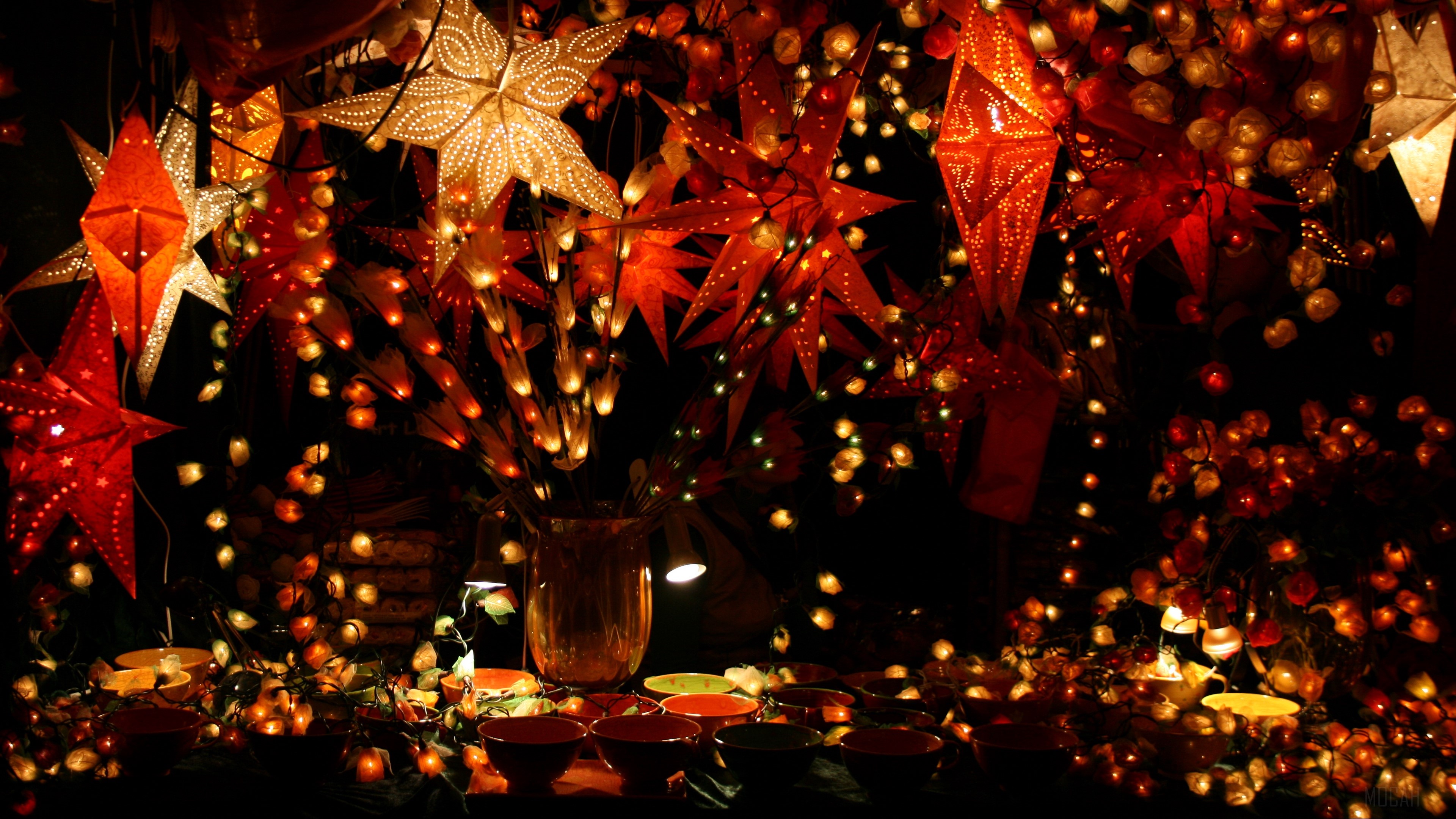 Christmas star decorations and tableware HD Wallpaper