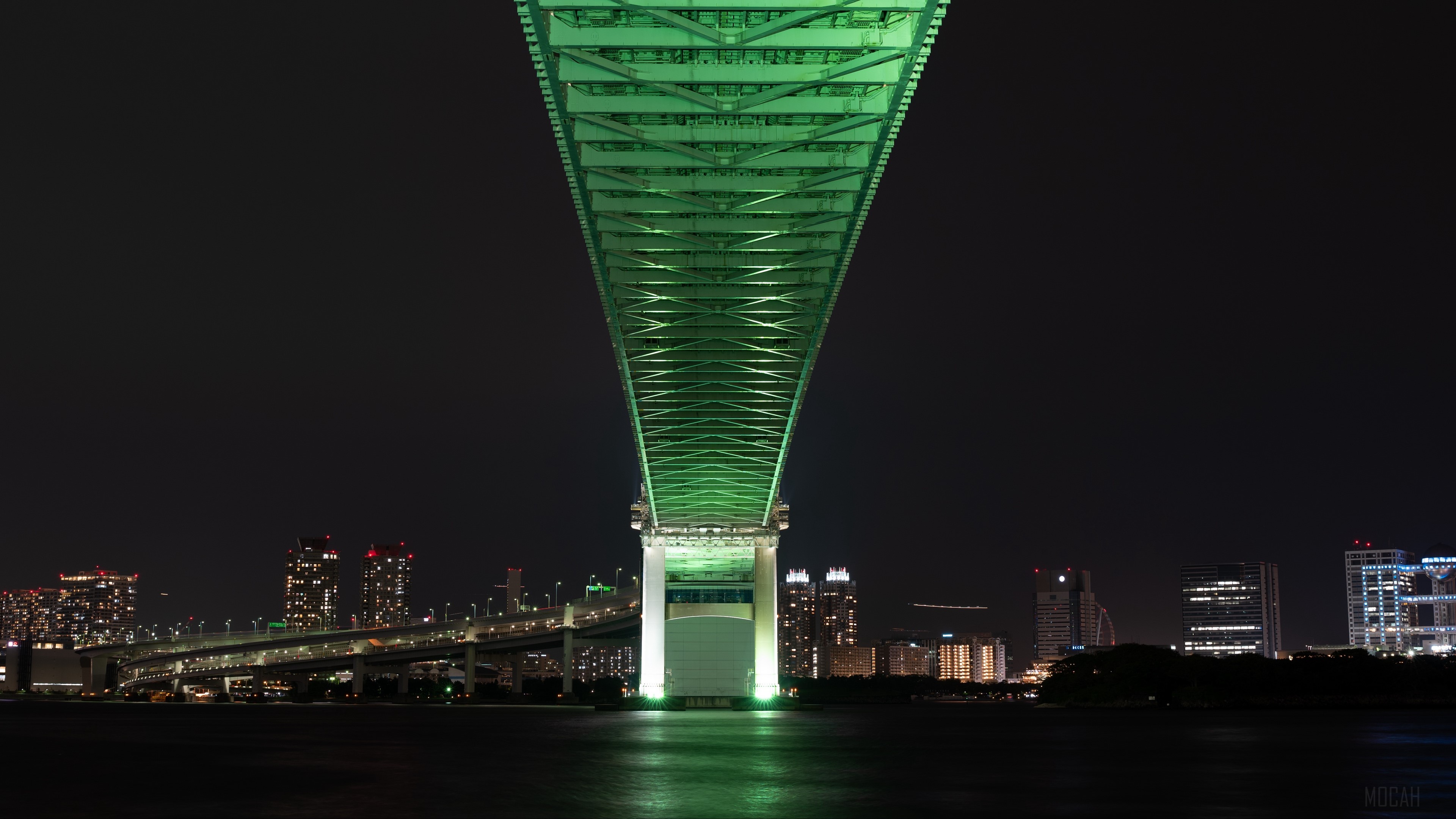 Rainbow Bridge at night in Tokyo, Japan 4K HD Wallpaper