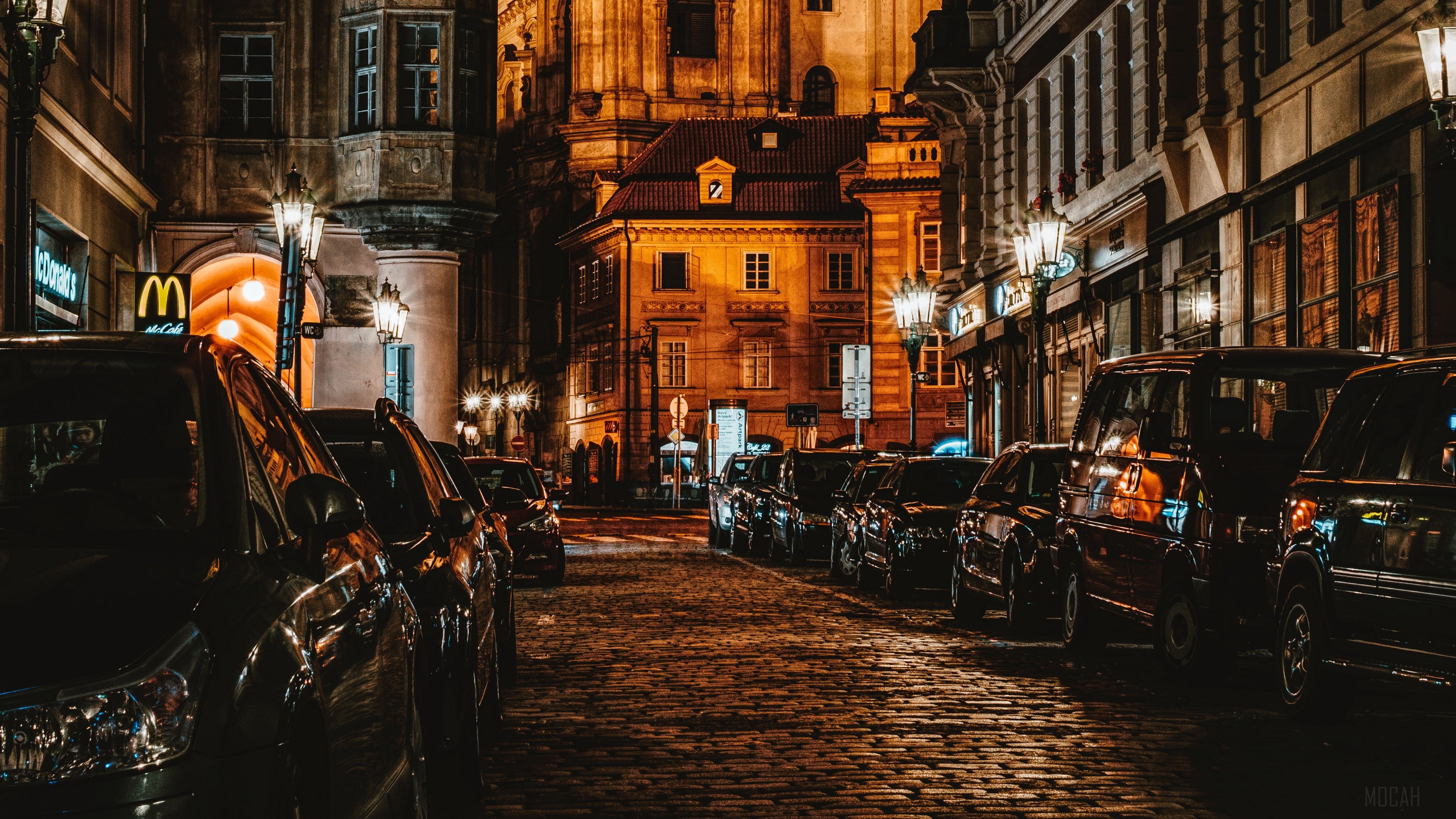 Night street with cars and architecture 4K HD Wallpaper