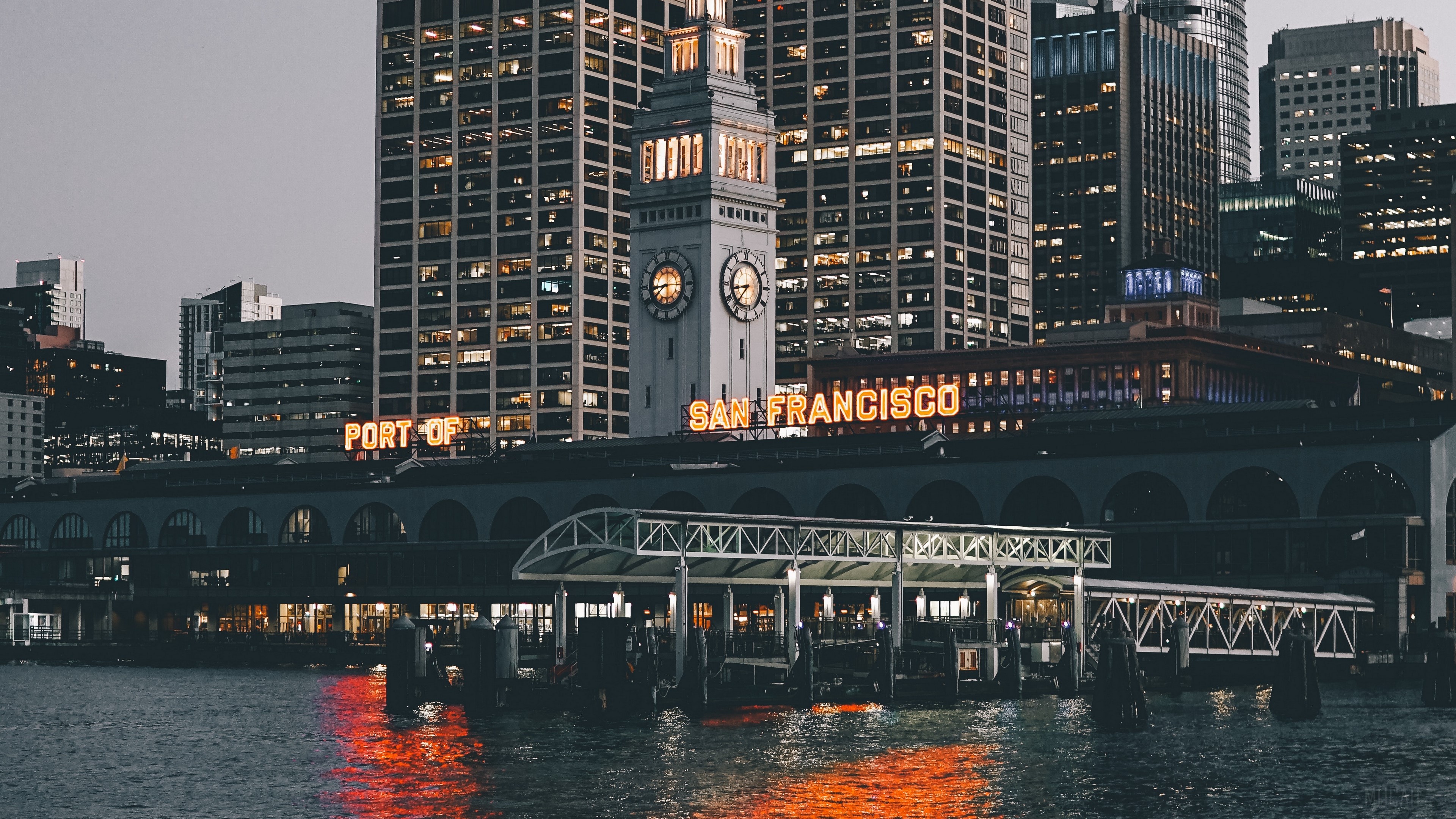 San Francisco Ferry Building and skyscrapers HD Wallpaper