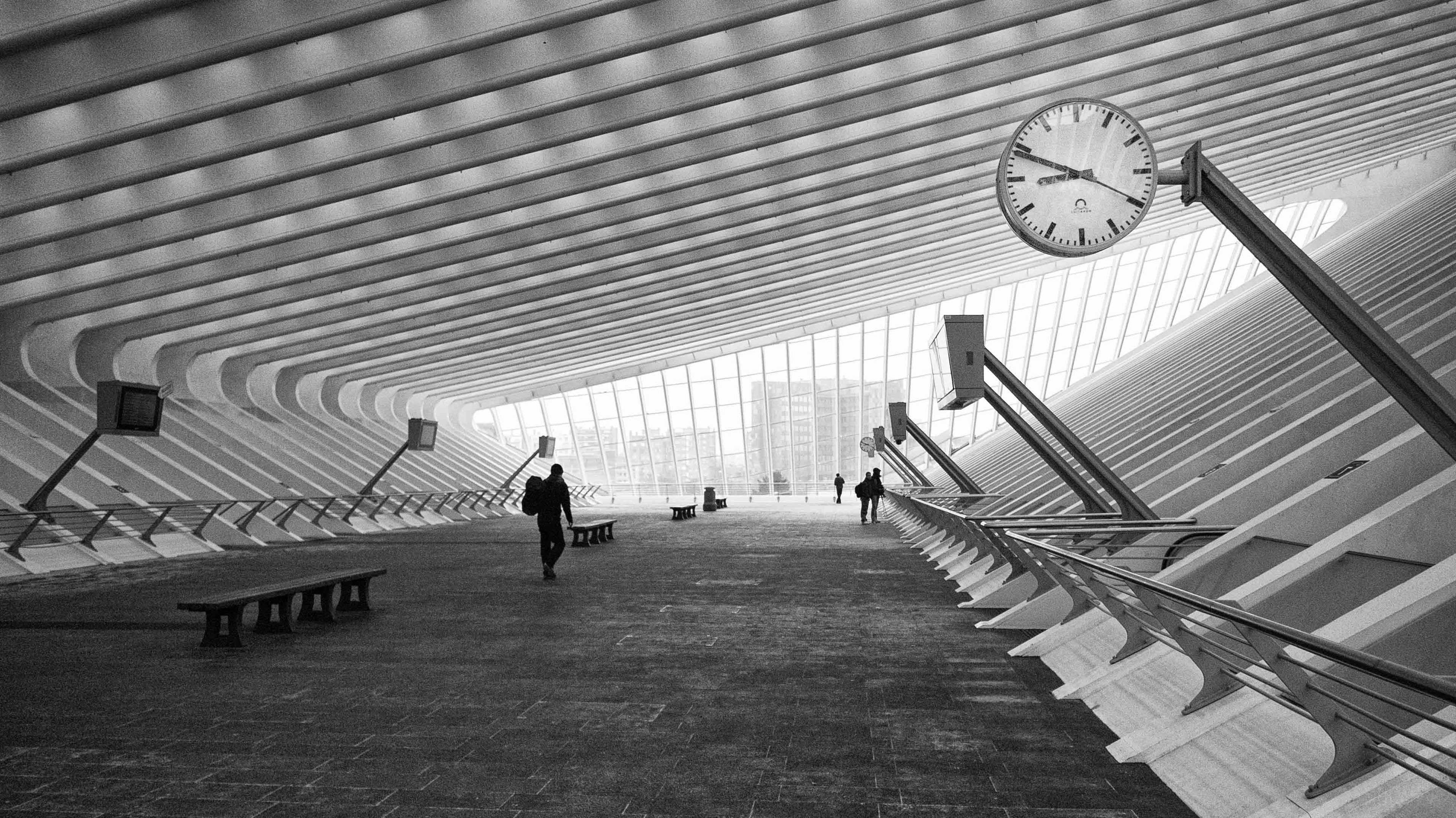 Monochrome Hallway Architecture HD Wallpaper