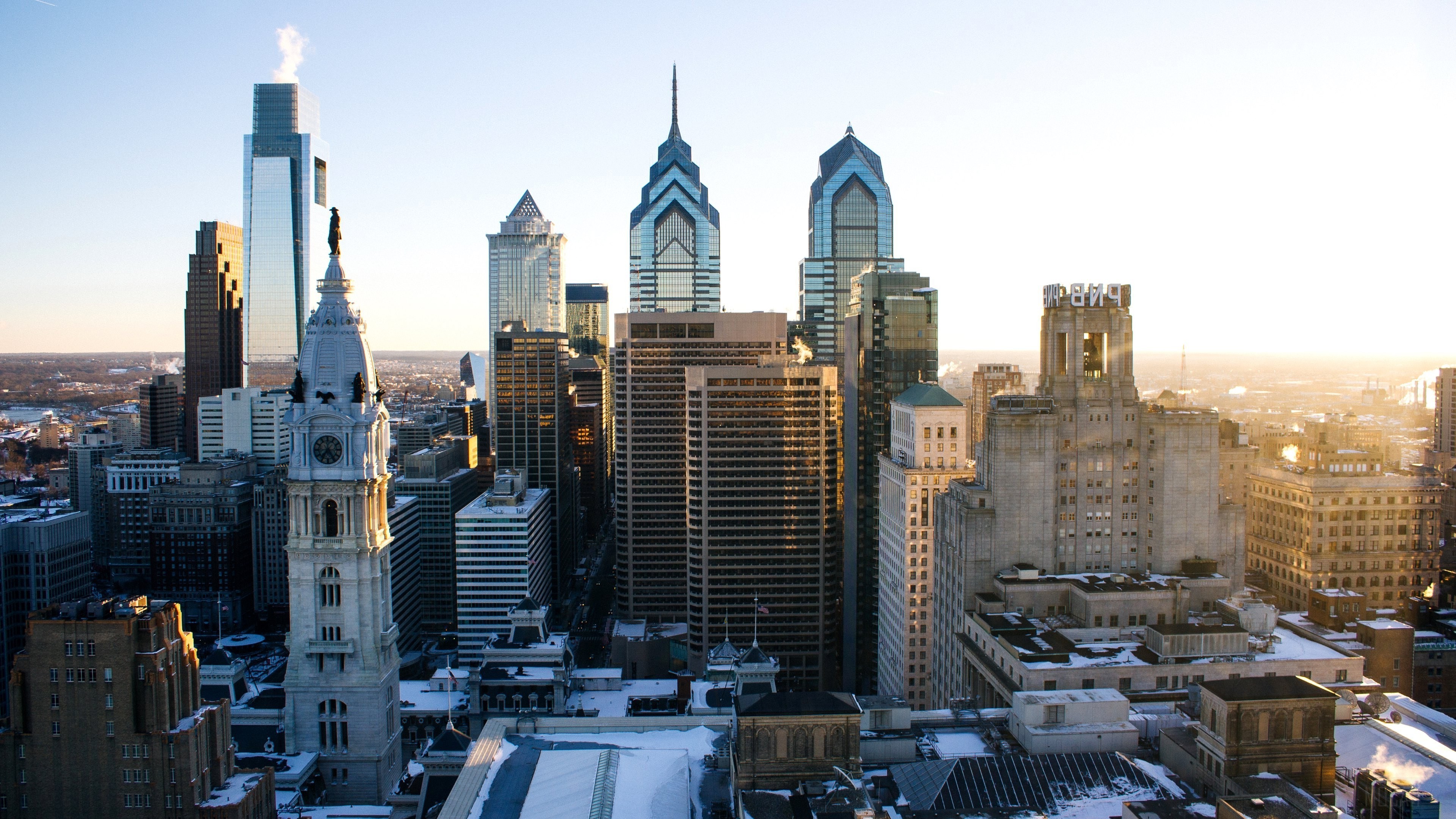 Philadelphia Cityscape with City Hall Tower HD Wallpaper