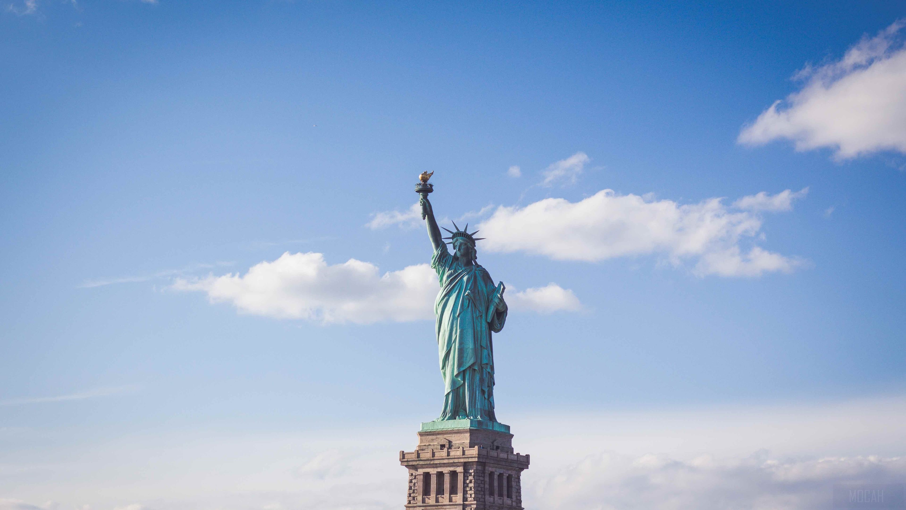 Statue Of Liberty HD Wallpaper