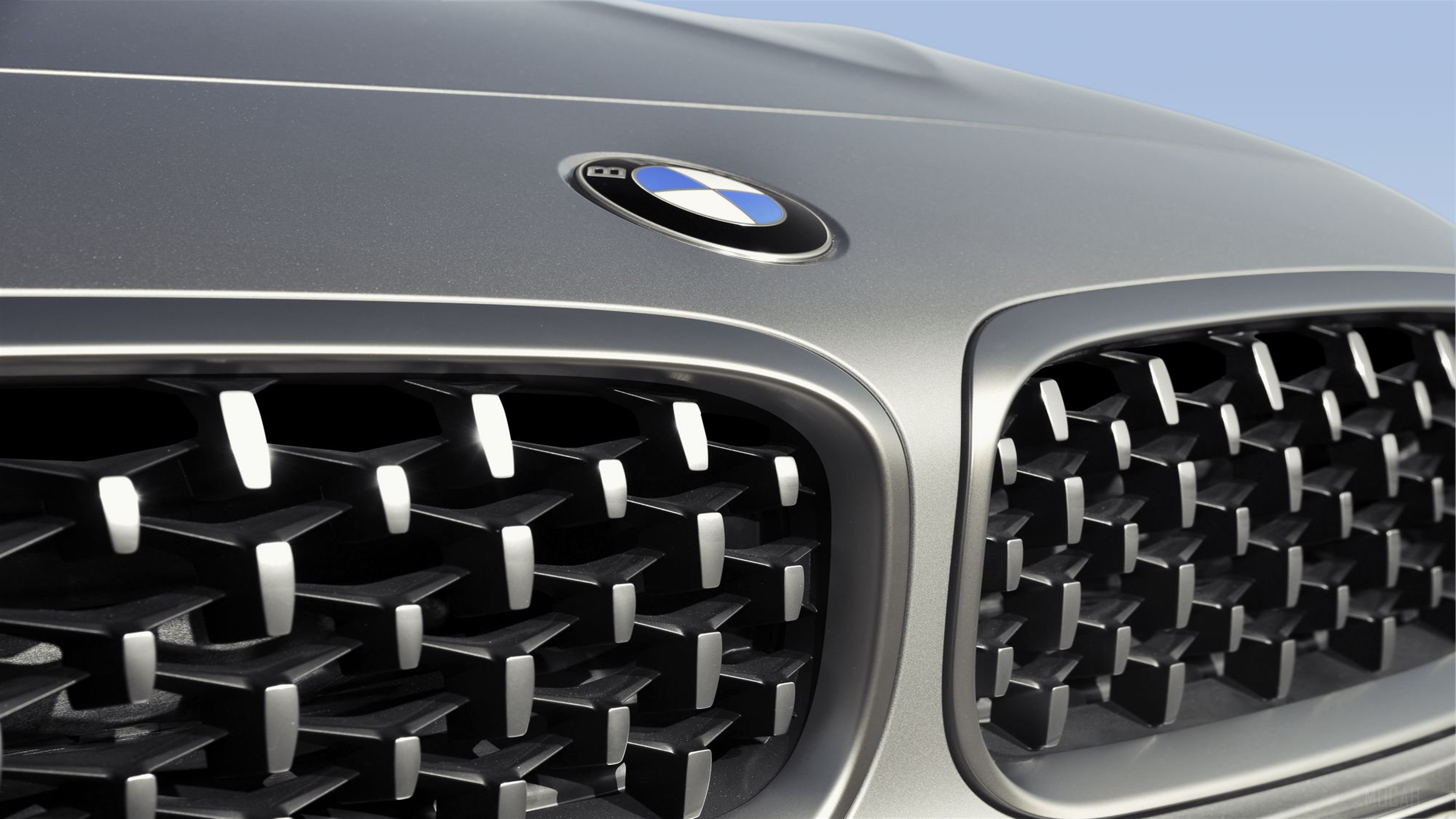 BMW Z4 sDrive front grille 4K HD Wallpaper
