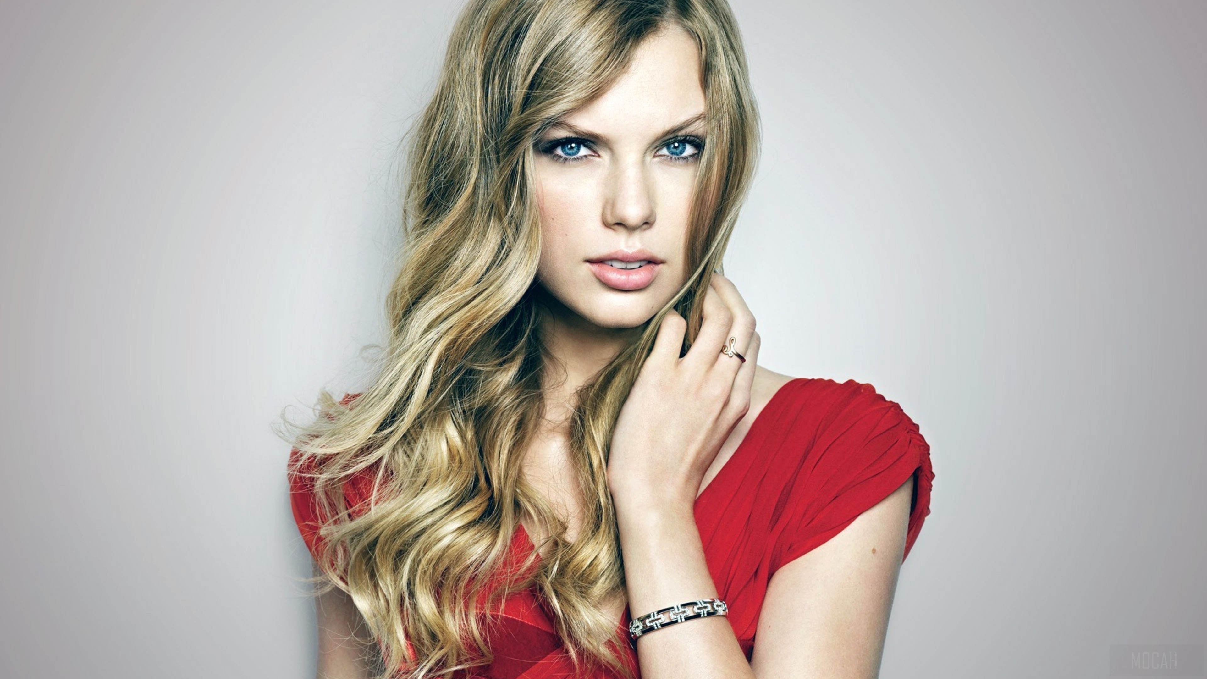 Taylor Swift 4K HD Wallpaper