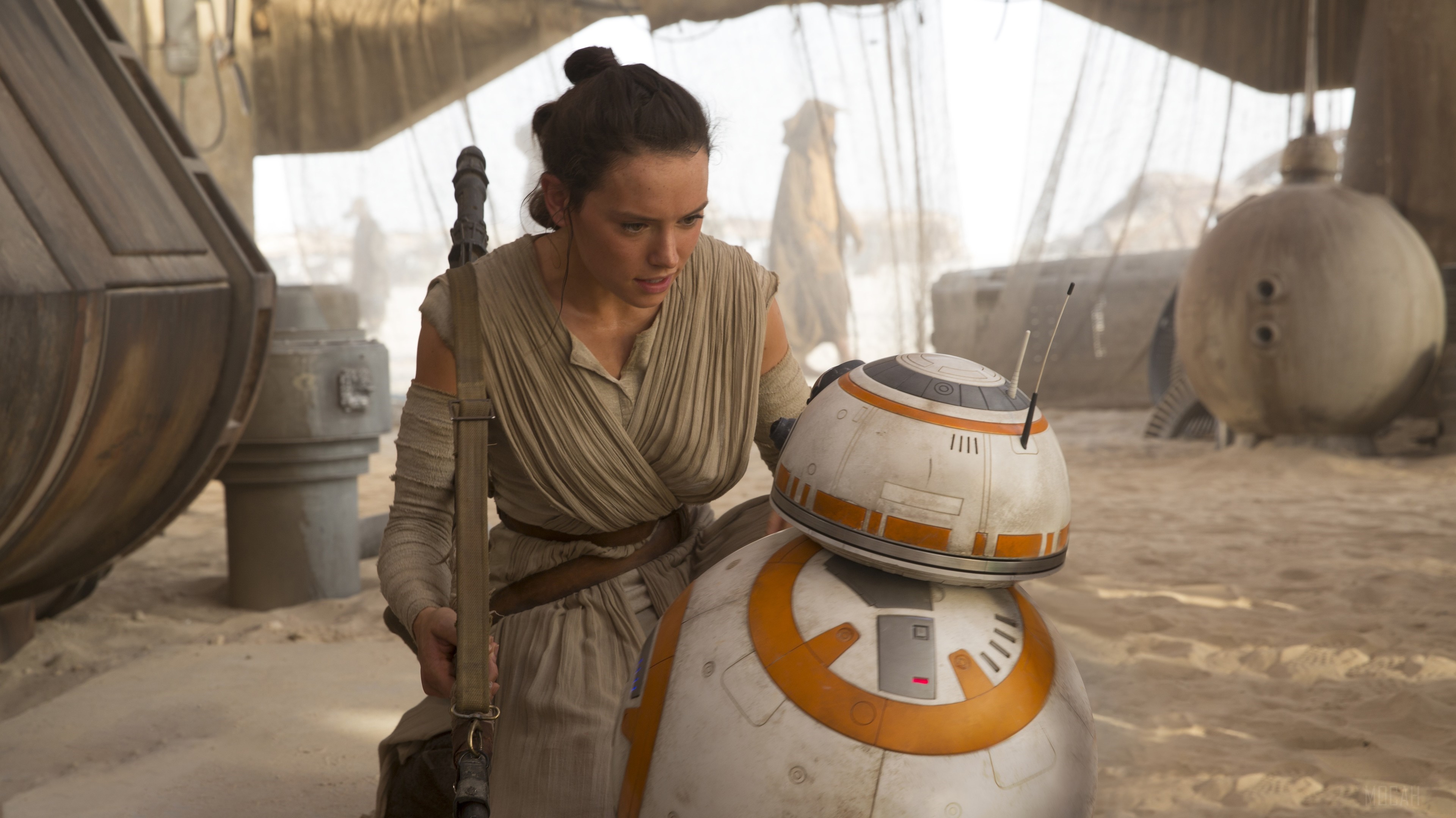 Rey from Star Wars with BB-8 4K HD Wallpaper