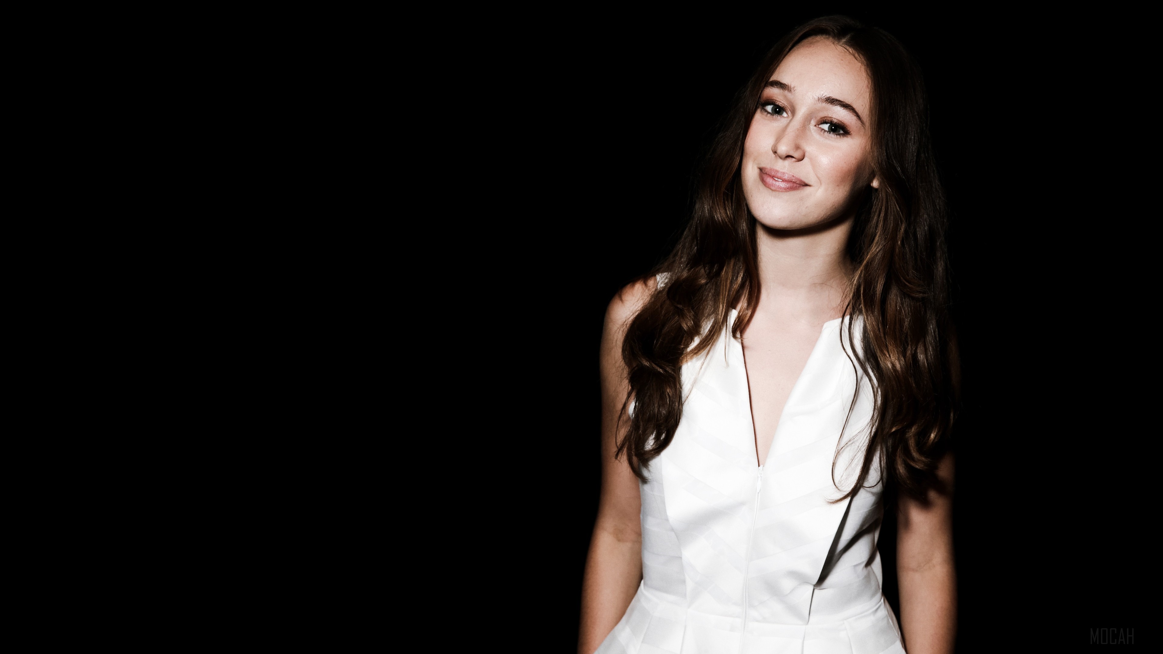 Alycia Debnam Carey HD Wallpaper