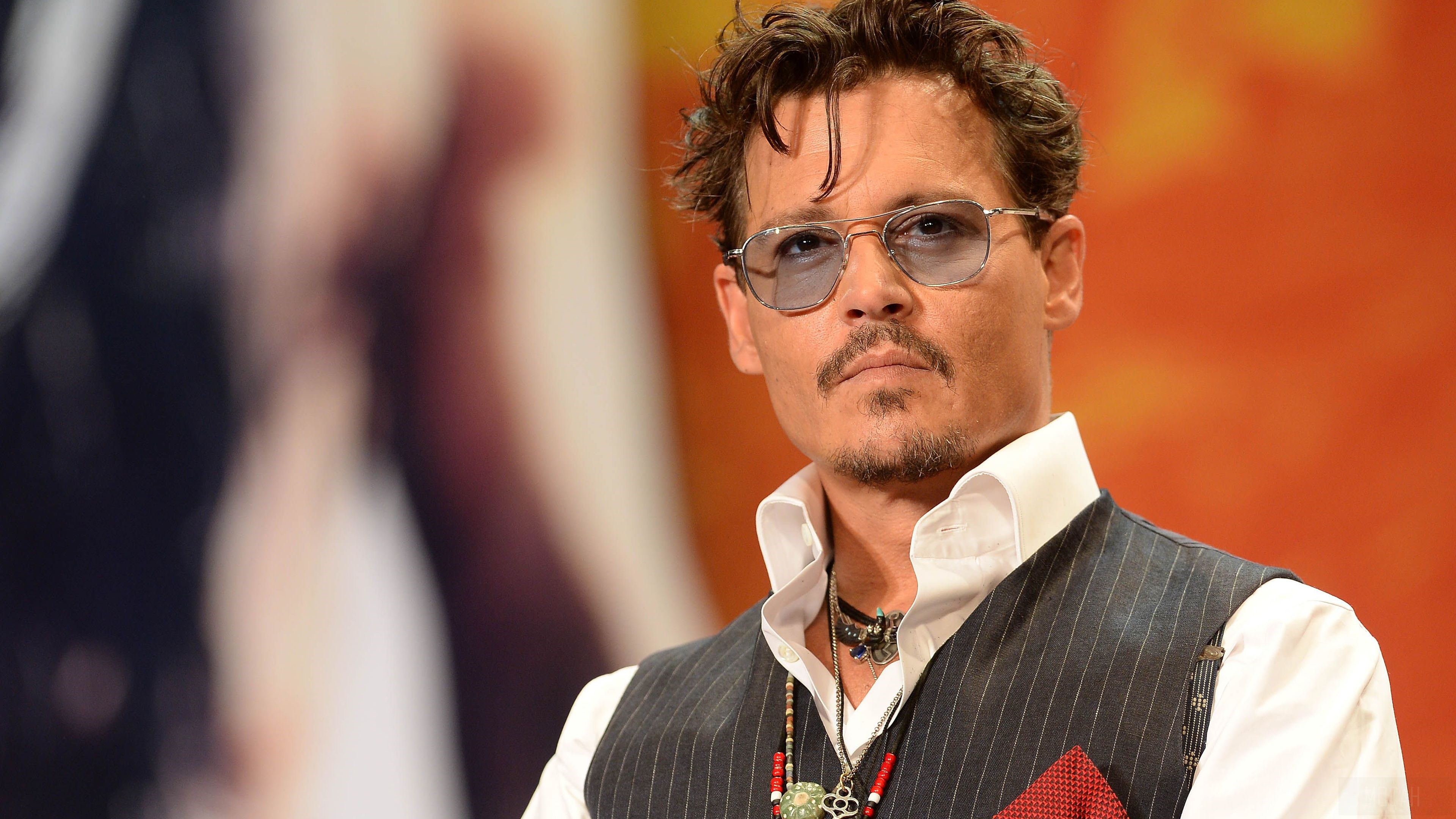 Johnny Depp HD Wallpaper