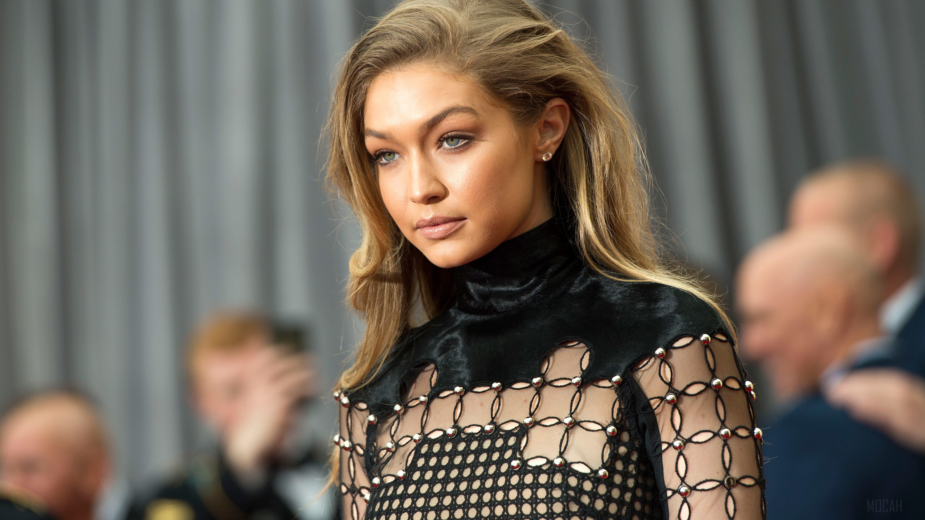 Gigi Hadid in 4K HD Wallpaper