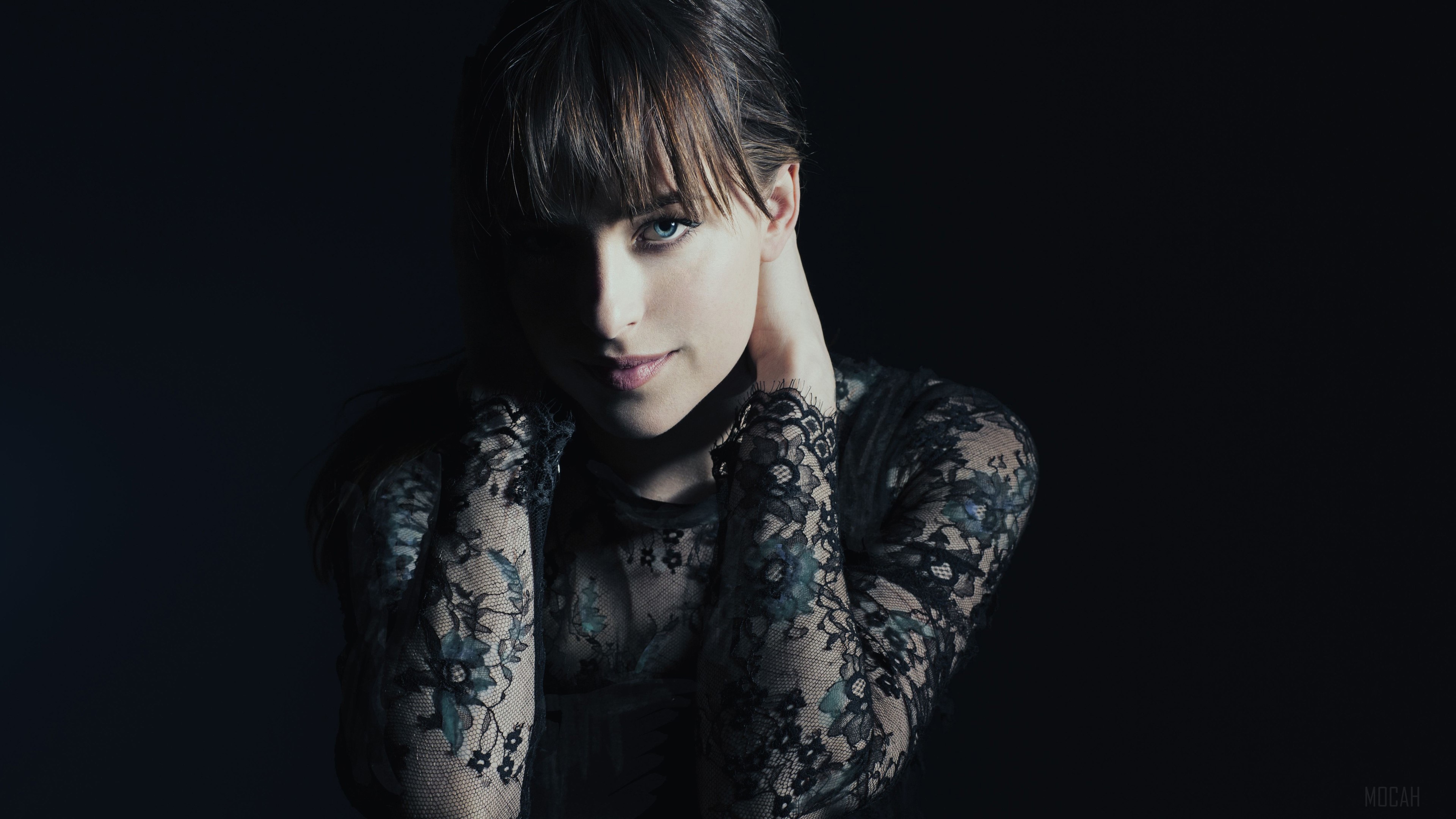 Dakota Johnson 4K HD Wallpaper