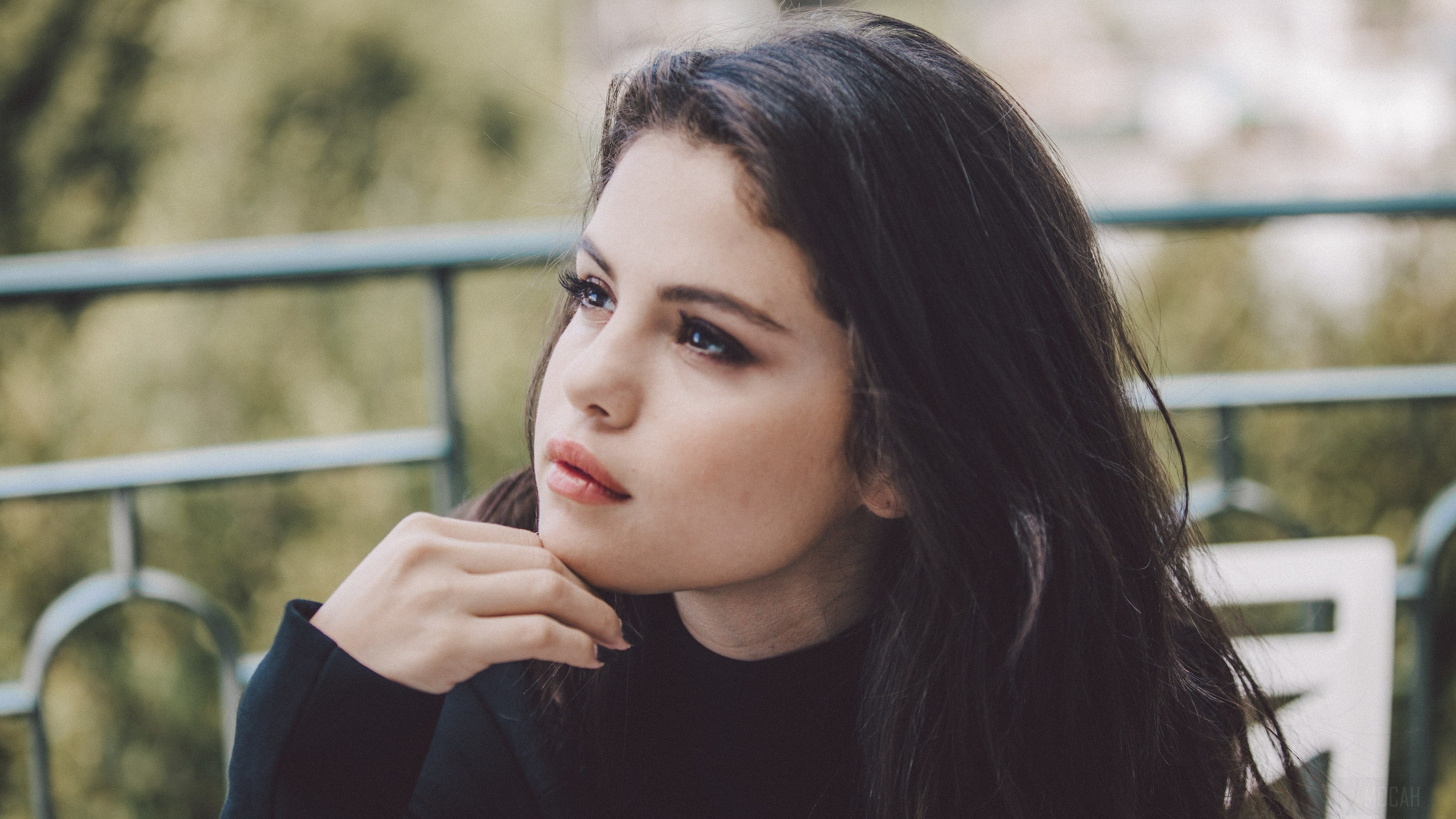 Selena Gomez 4K HD Wallpaper
