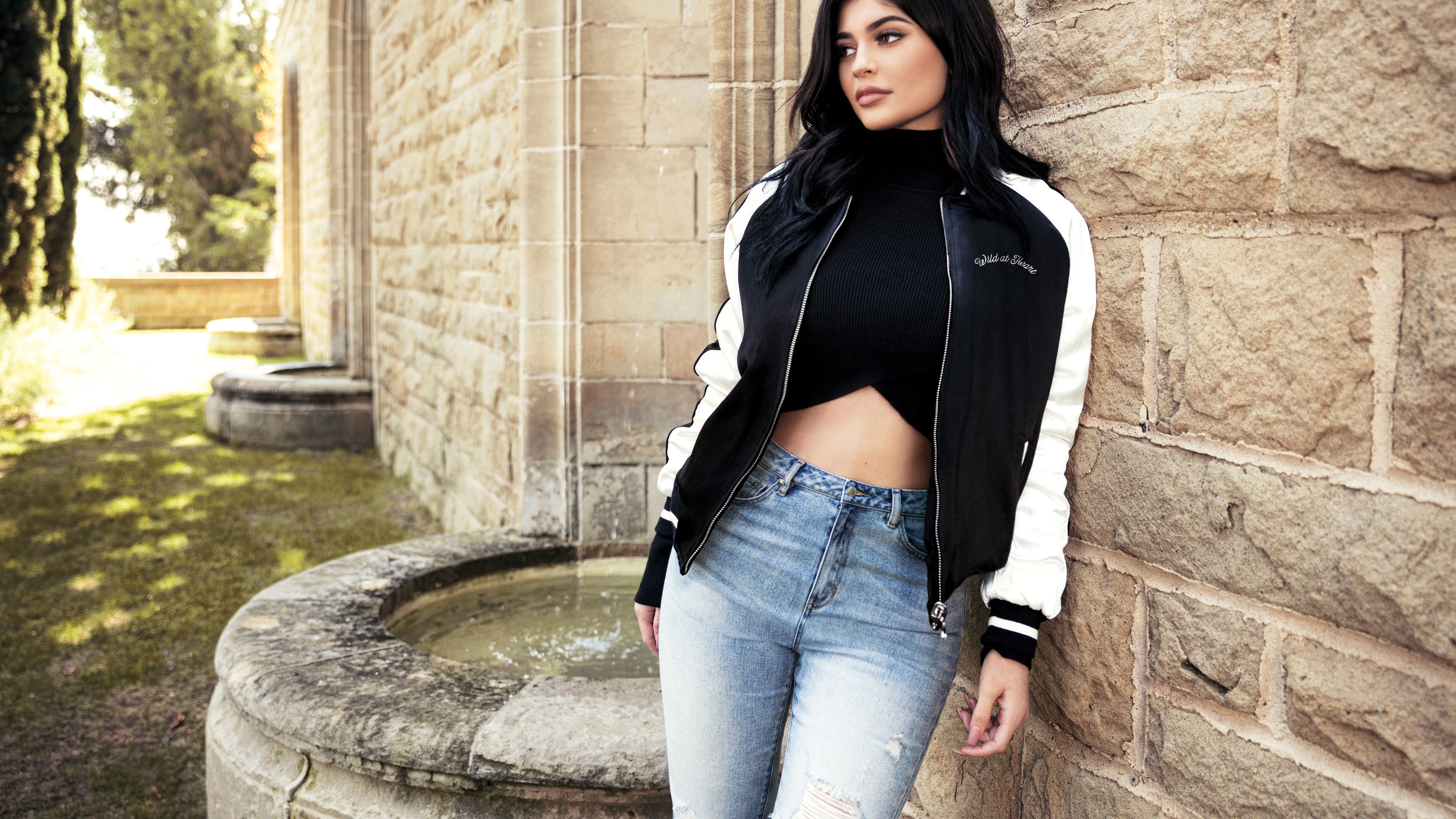 Kylie Jenner in PacSun Holiday Collection 4K HD Wallpaper