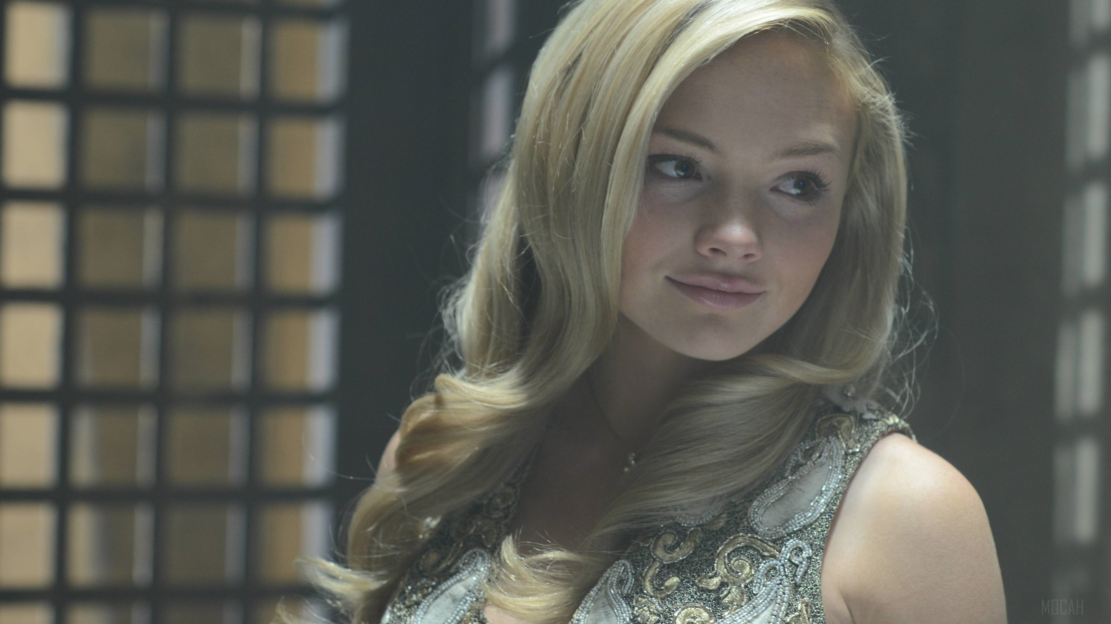 Natalie Alyn Lind HD Wallpaper