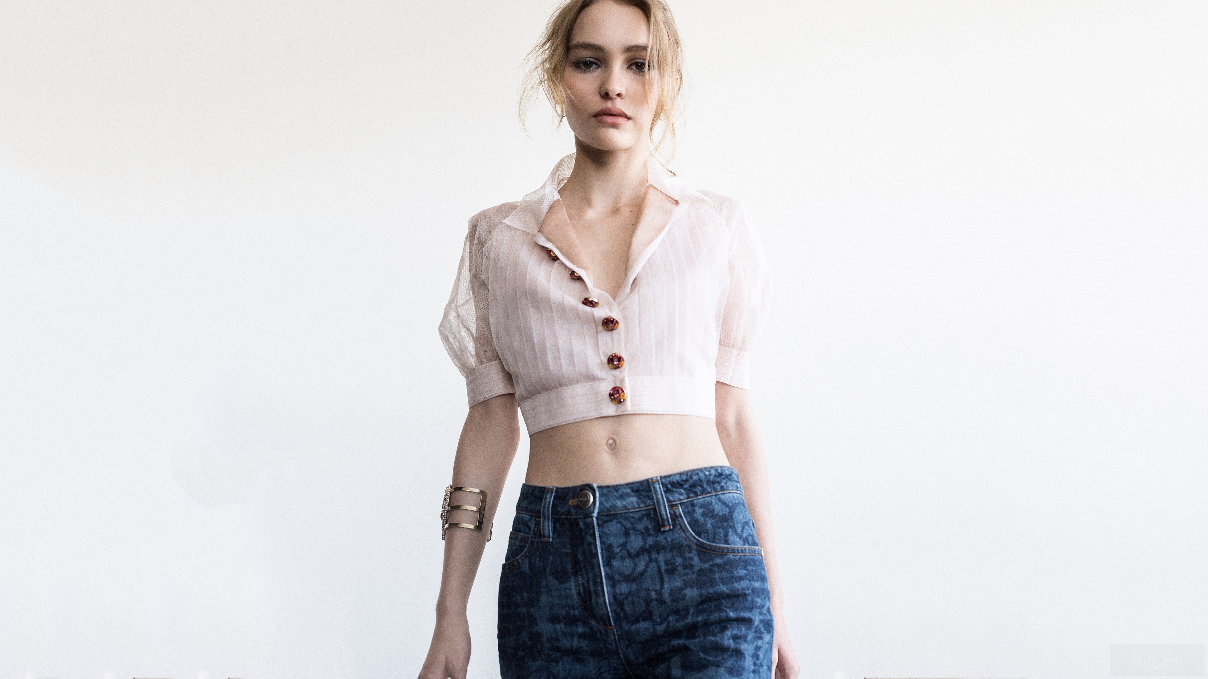 Lily Rose Depp HD Wallpaper