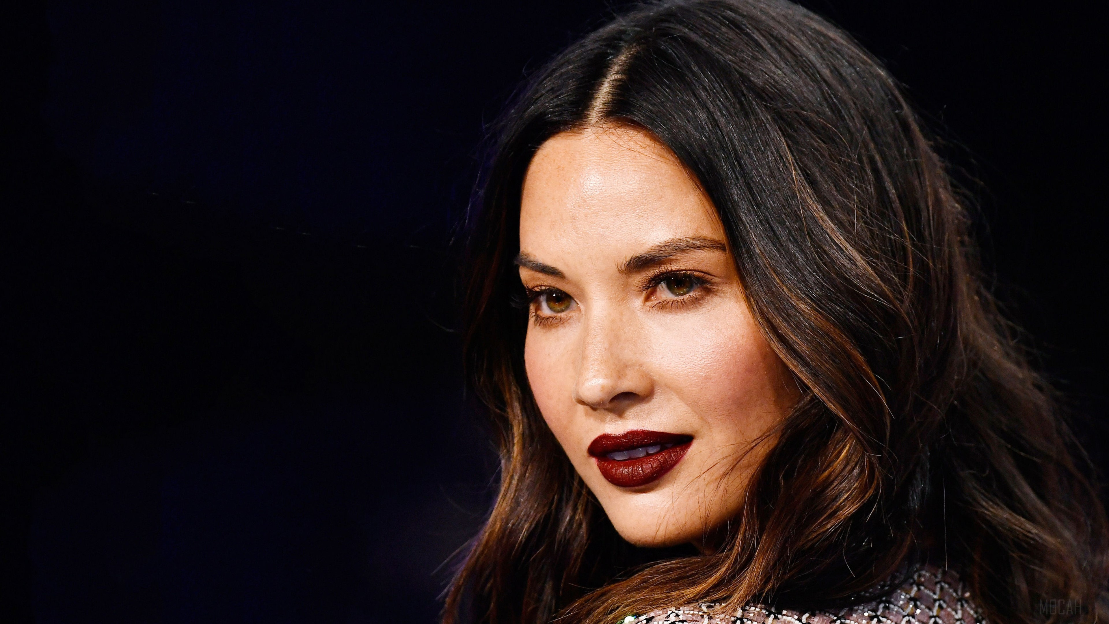 Olivia Munn HD Wallpaper