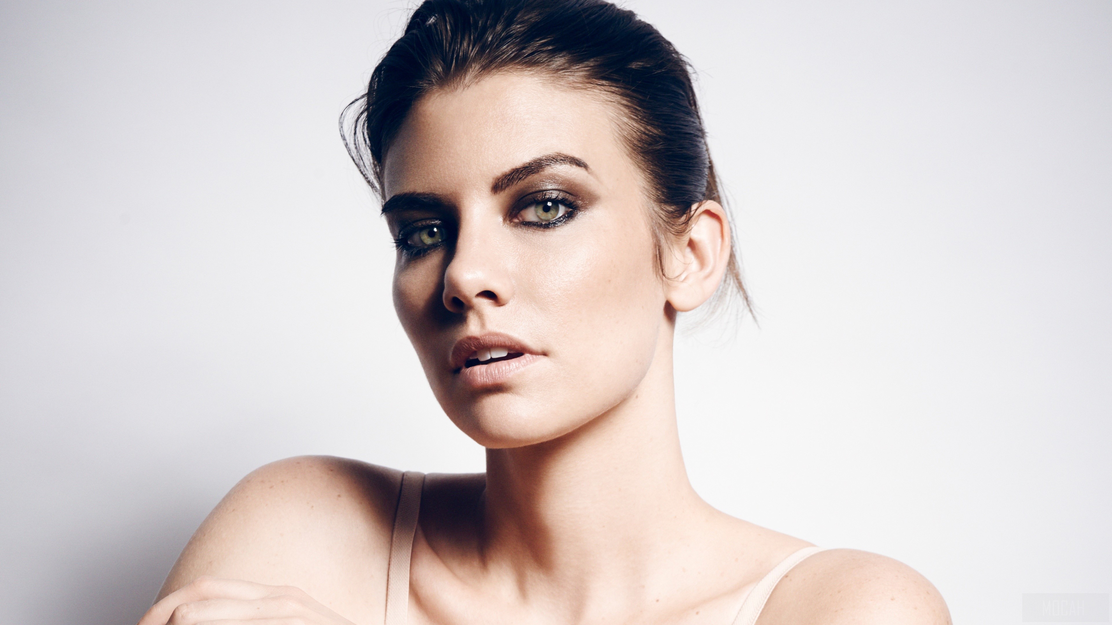 Lauren Cohan HD Wallpaper