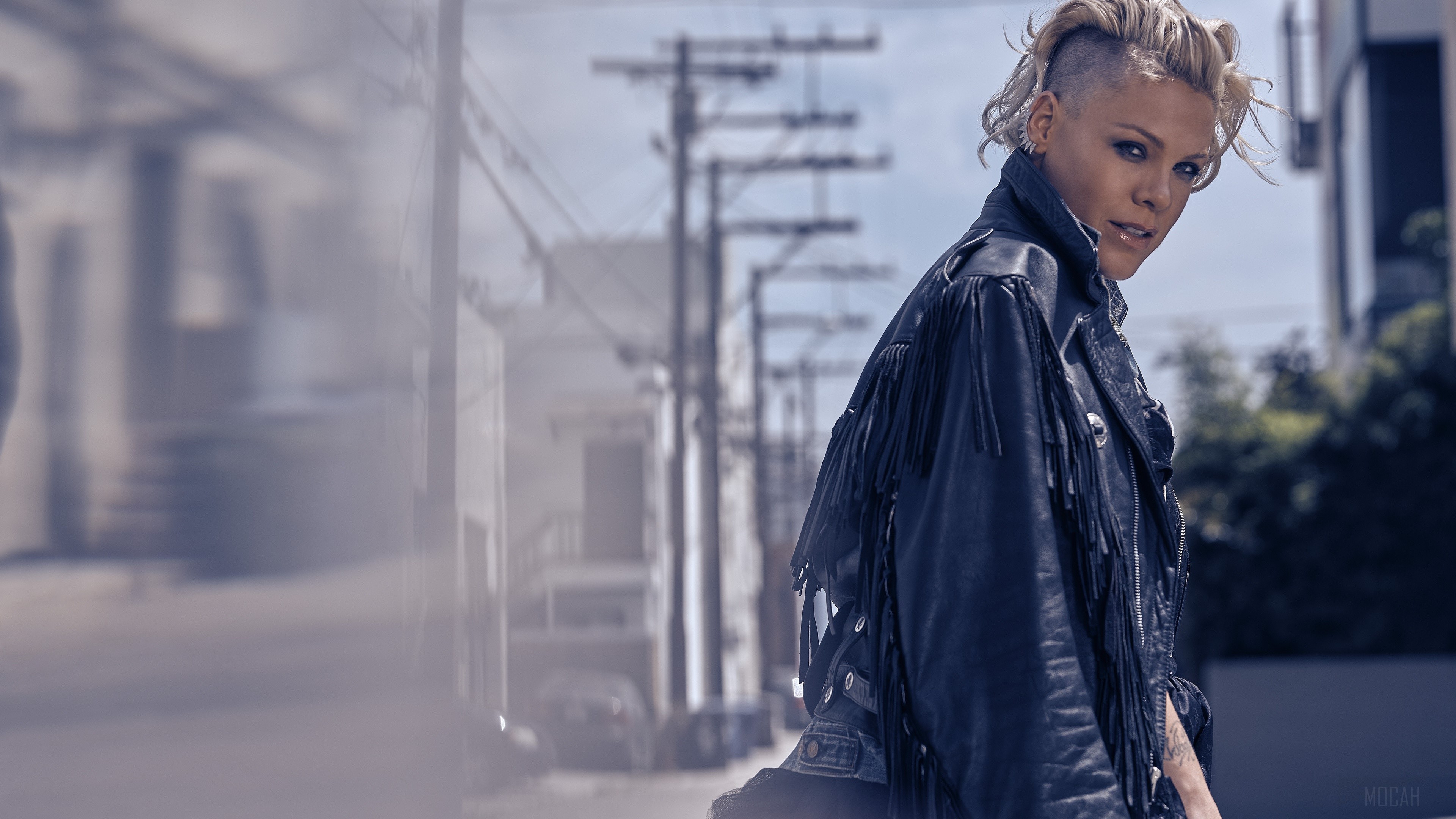 Pink in leather jacket on street 4K HD Wallpaper