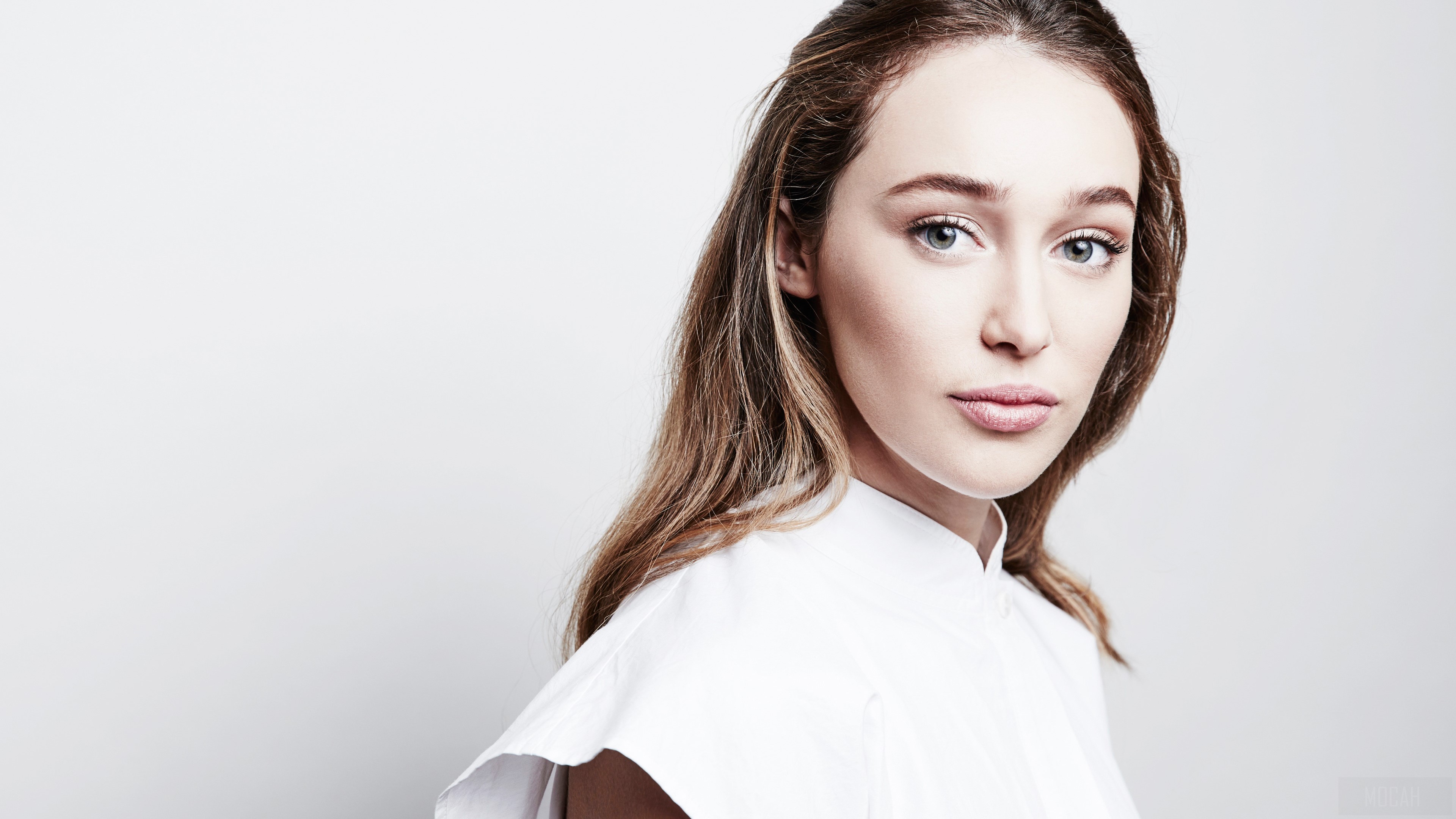 Alycia Debnam Carey HD Wallpaper