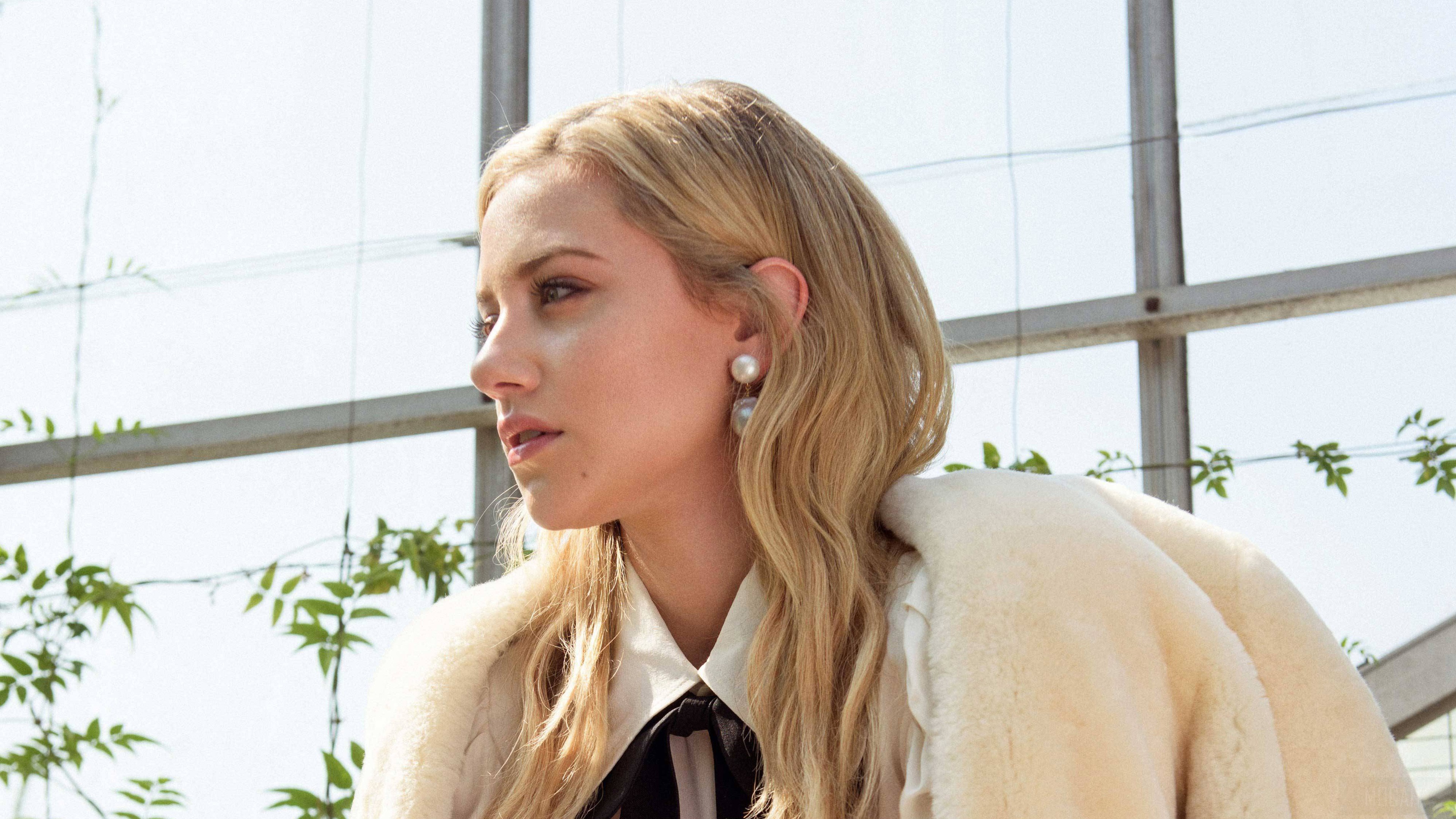 Lili Reinhart from W Magazine 4K HD Wallpaper