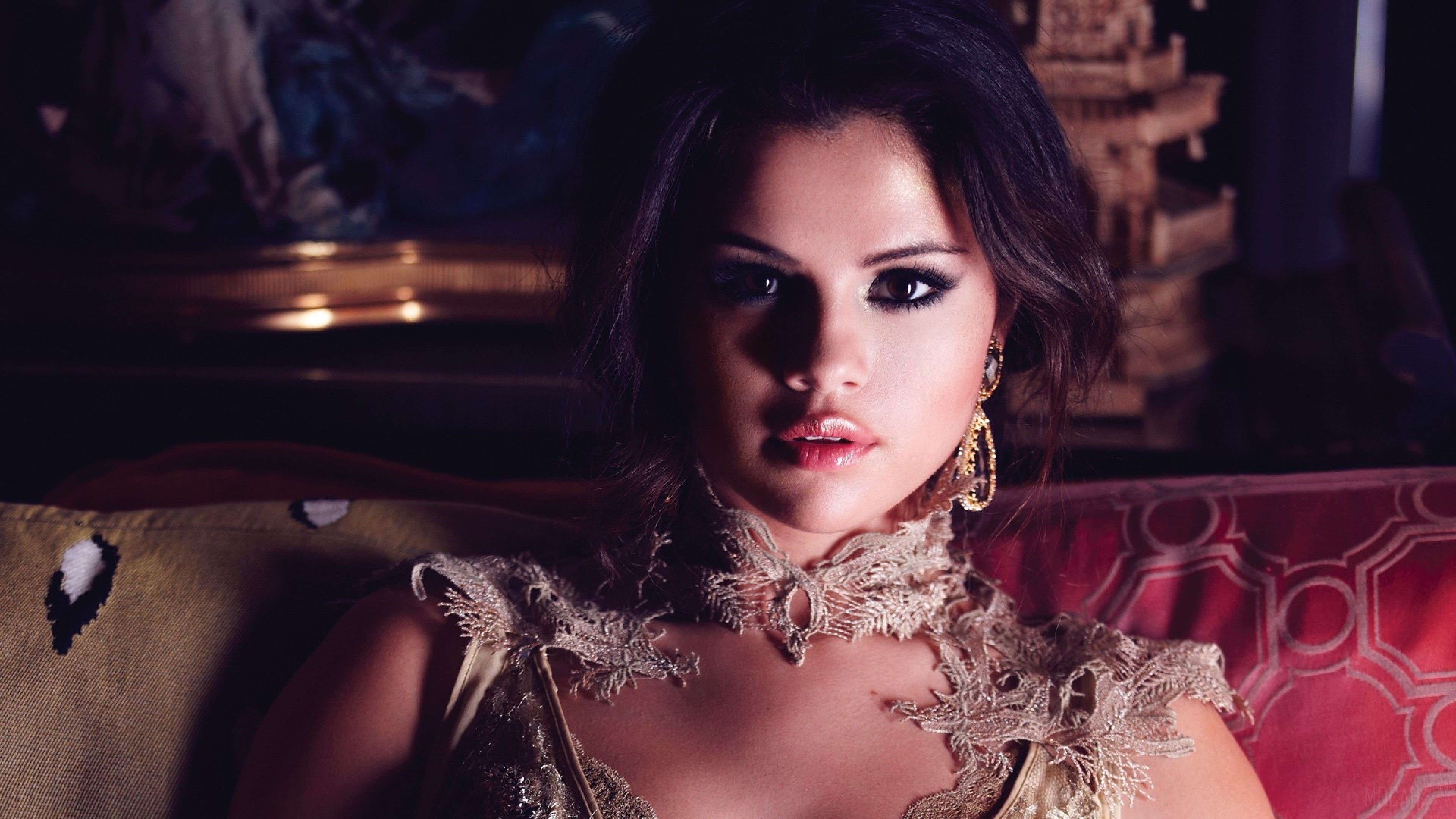 Selena Gomez 4K HD Wallpaper
