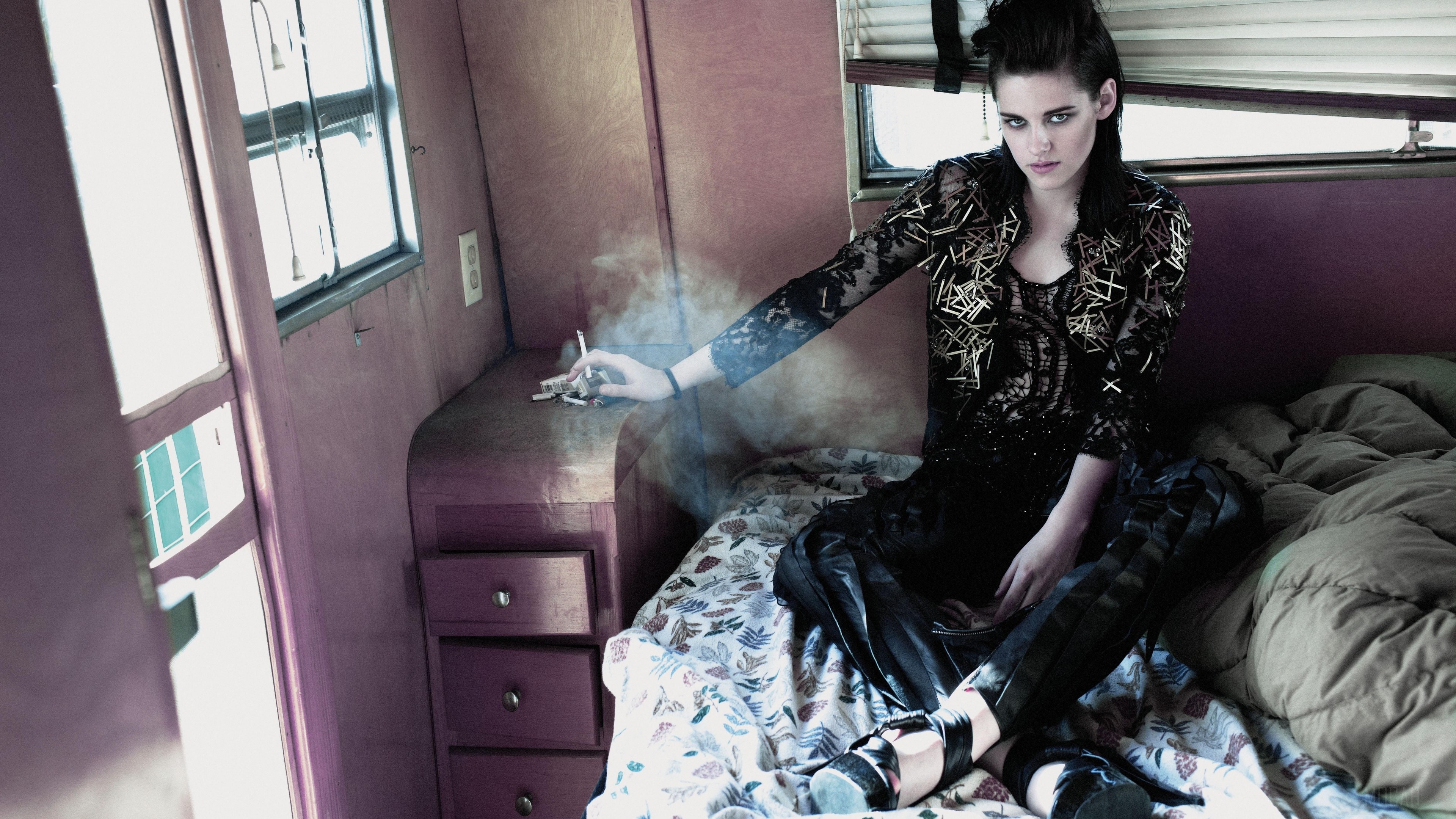 Kristen Stewart in a Trailer 4K HD Wallpaper