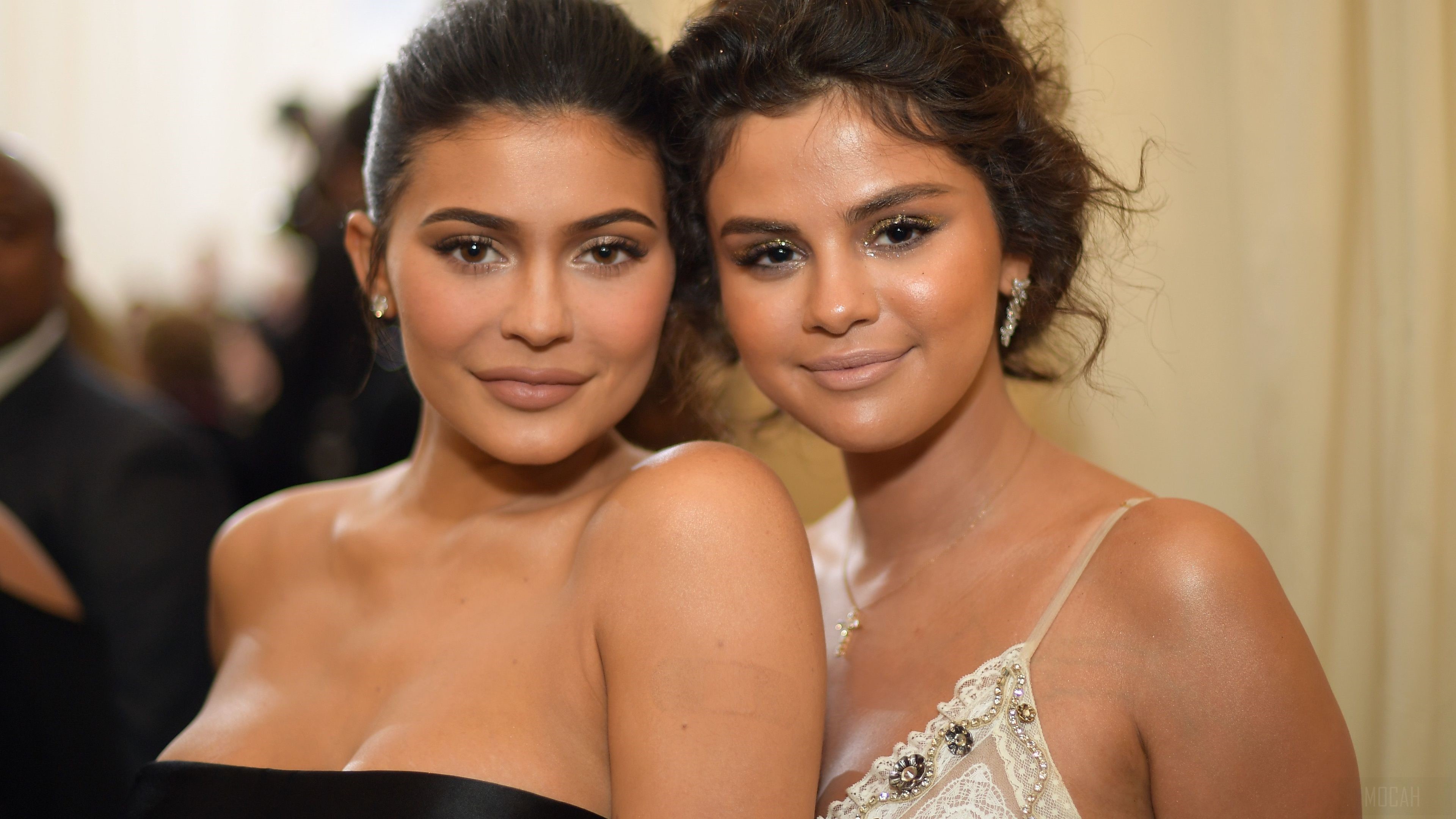Selena Gomez And Kylie Jenner At Met Gala HD Wallpaper