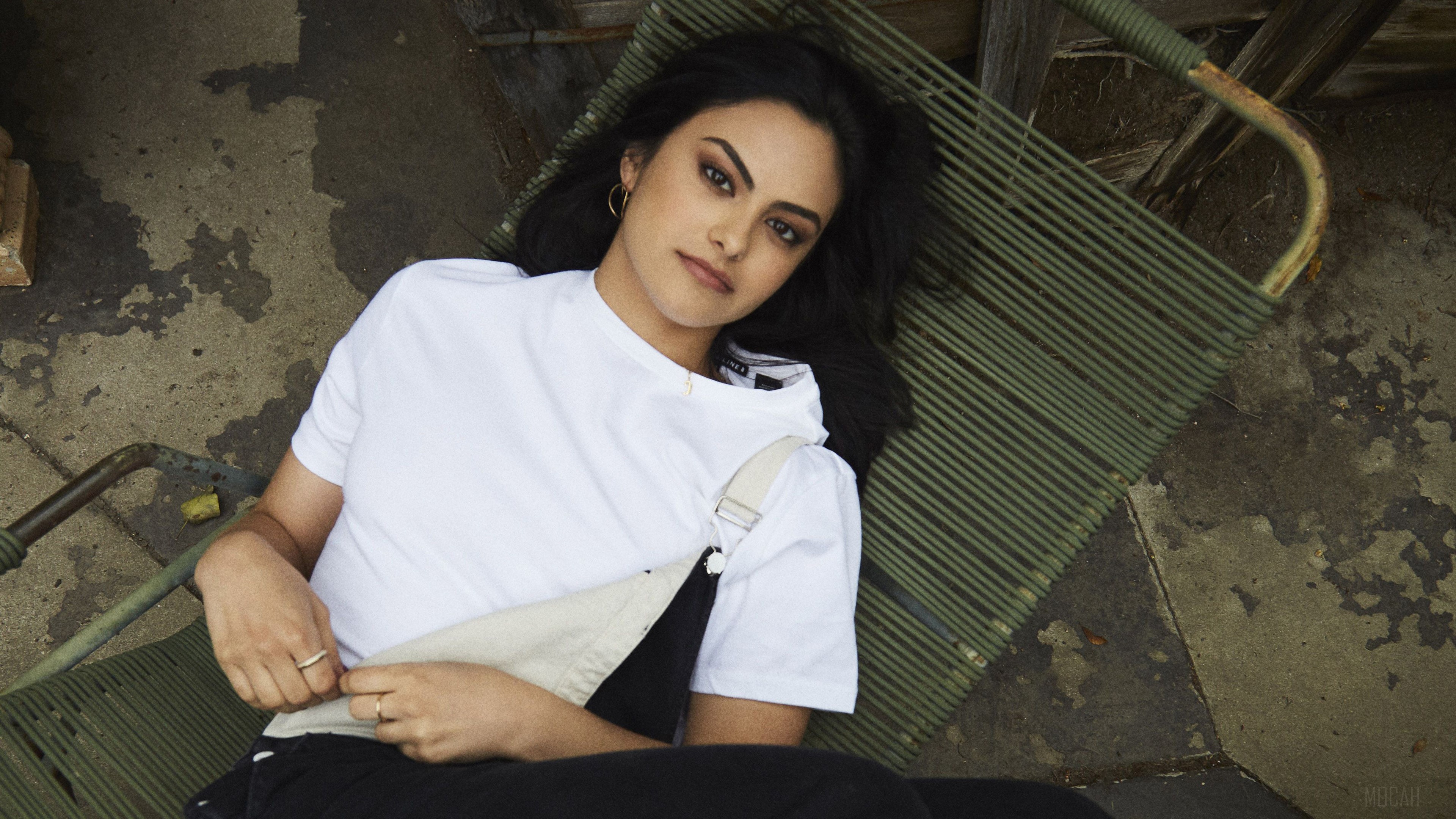 Camila Mendes HD Wallpaper