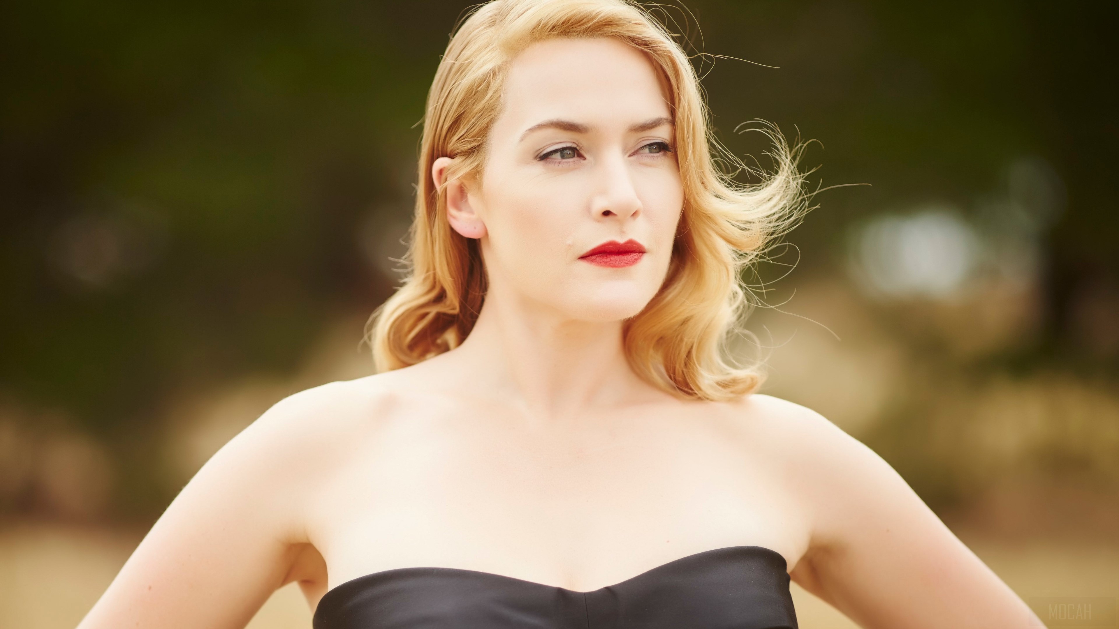 Kate Winslet in a black dress 4K HD Wallpaper