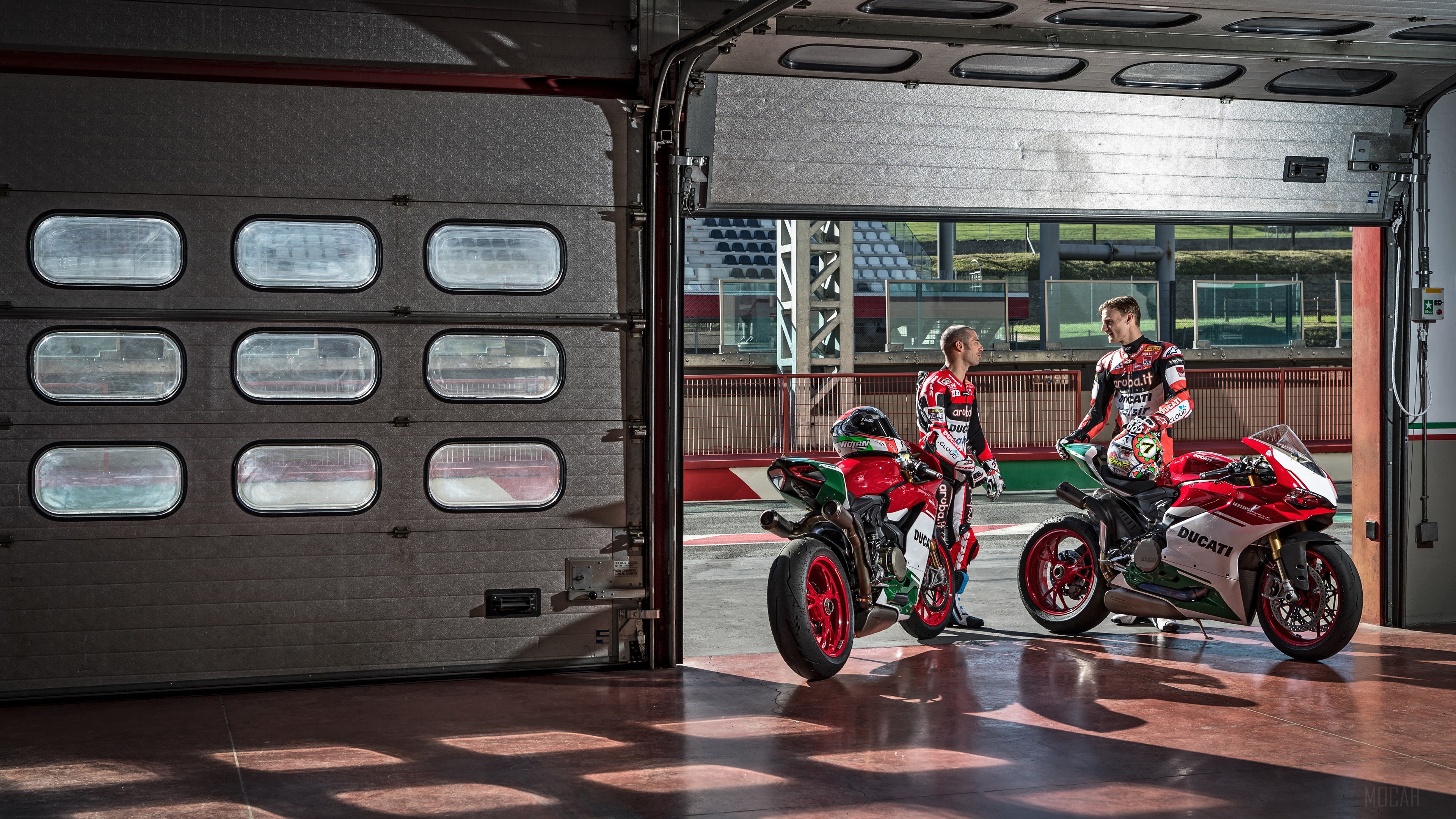 4K Ducati 1299 Panigale motorcycles and riders HD Wallpaper